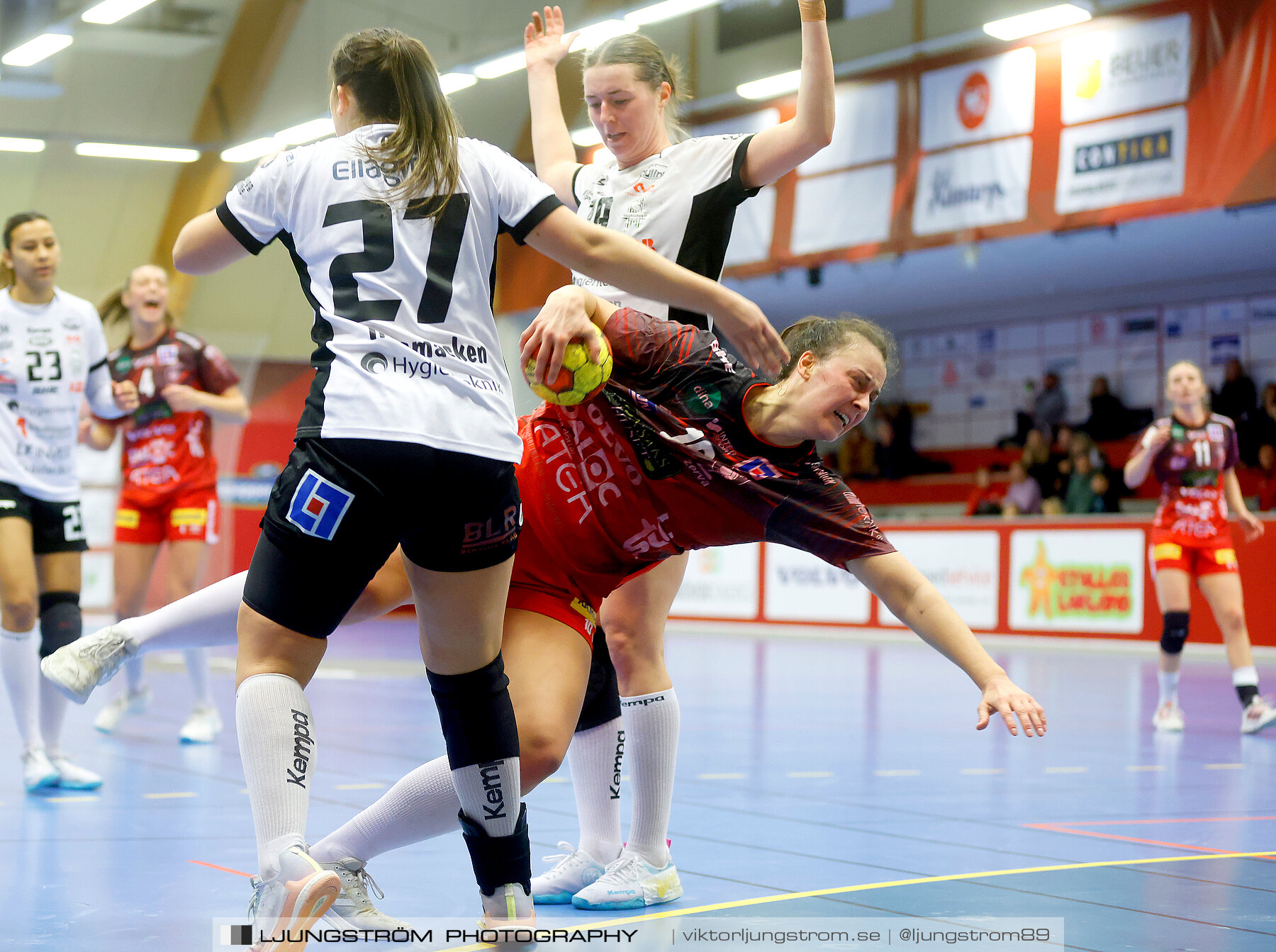 Skövde HF-VästeråsIrsta HF 24-27,dam,Skövde Idrottshall,Skövde,Sverige,Handboll,,2022,277984