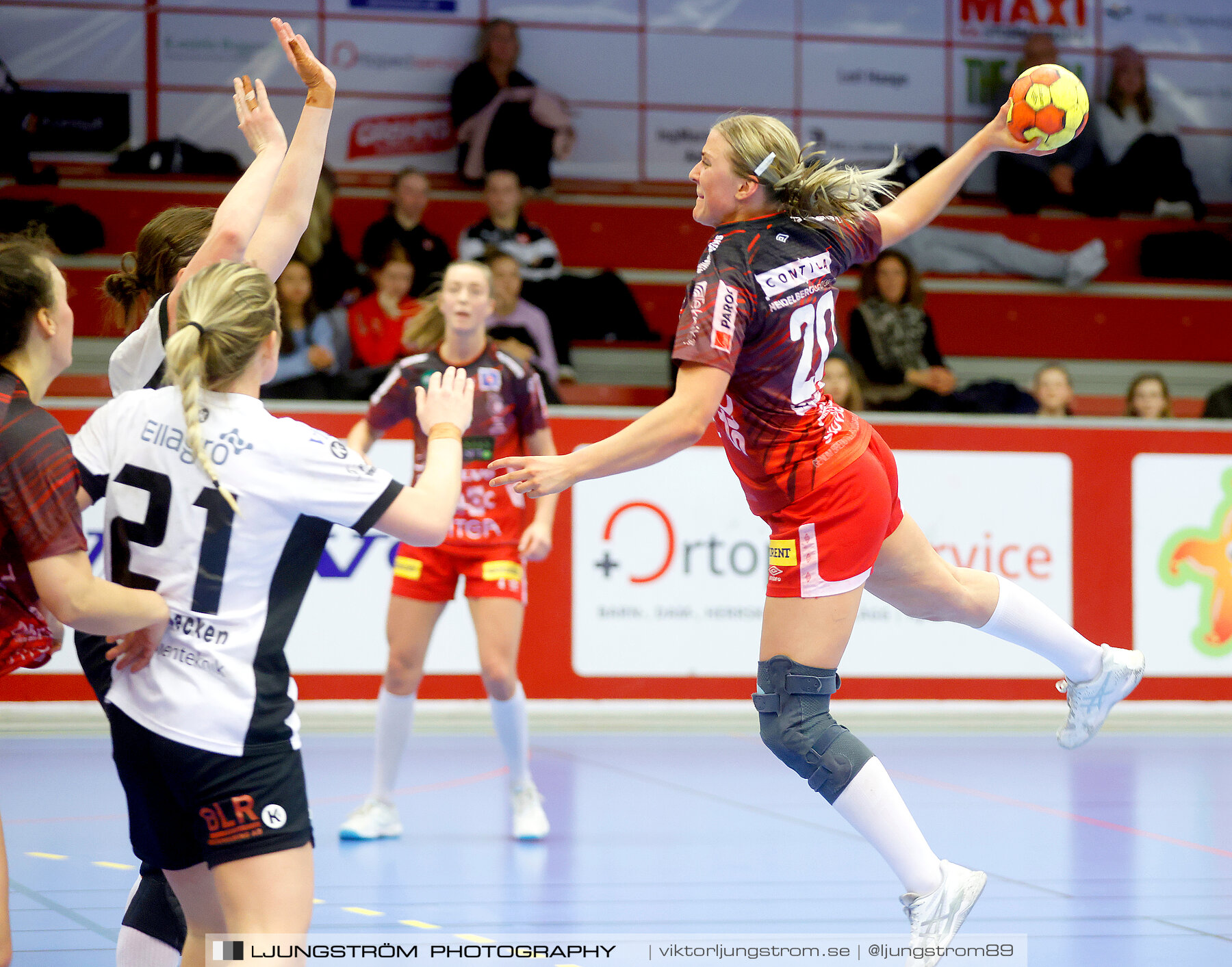 Skövde HF-VästeråsIrsta HF 24-27,dam,Skövde Idrottshall,Skövde,Sverige,Handboll,,2022,278030