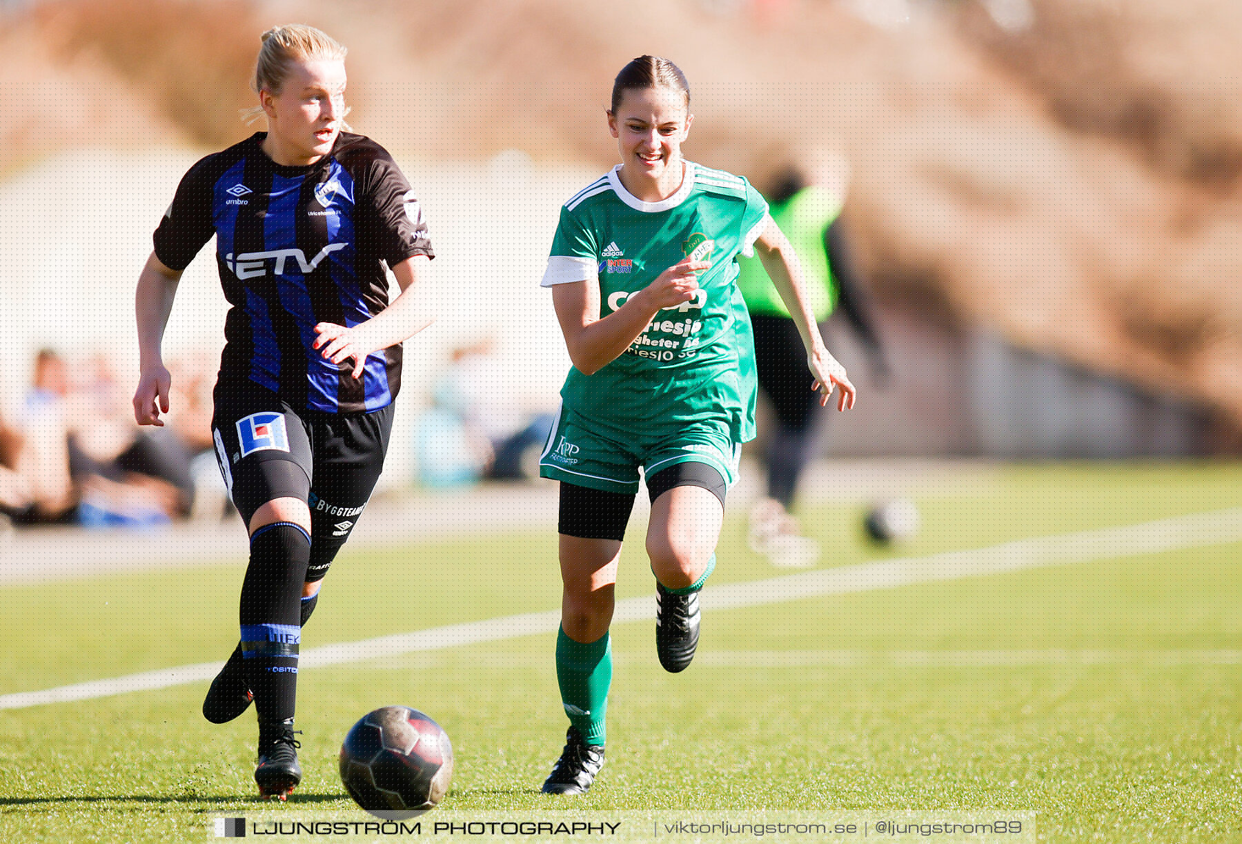 Ulricehamns IFK-Våmbs IF 6-2,dam,Lassalyckans IP,Ulricehamn,Sverige,Fotboll,,2022,282030