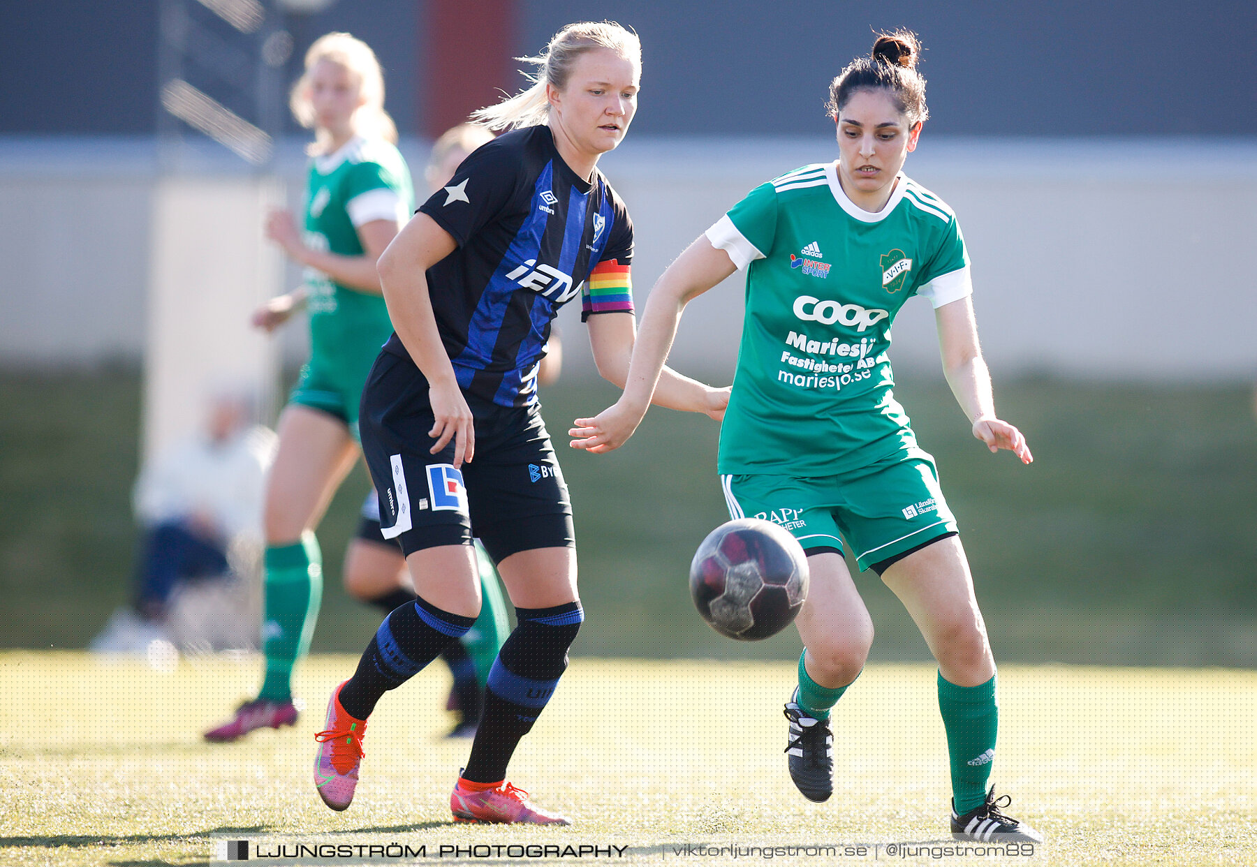 Ulricehamns IFK-Våmbs IF 6-2,dam,Lassalyckans IP,Ulricehamn,Sverige,Fotboll,,2022,282080