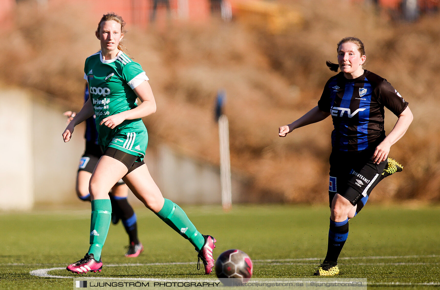 Ulricehamns IFK-Våmbs IF 6-2,dam,Lassalyckans IP,Ulricehamn,Sverige,Fotboll,,2022,282146