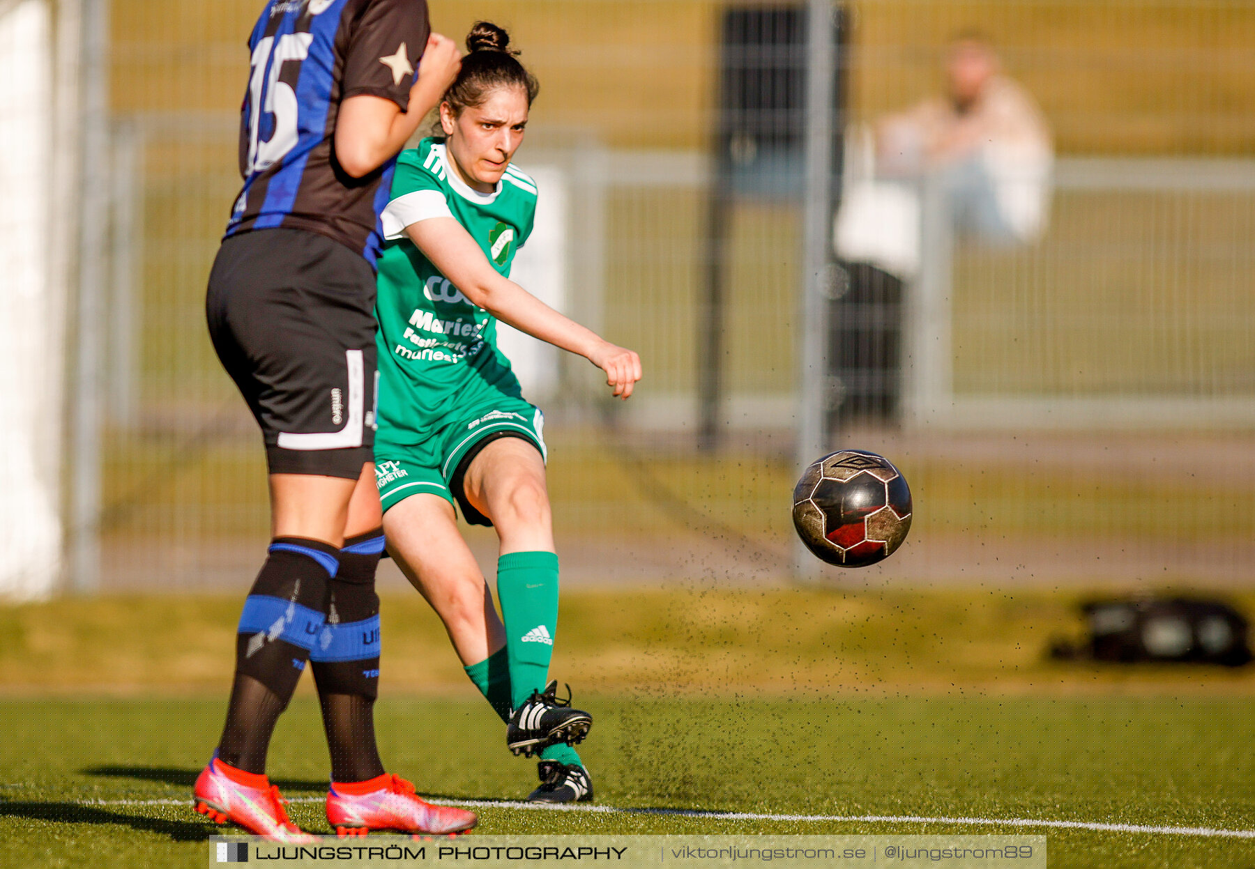 Ulricehamns IFK-Våmbs IF 6-2,dam,Lassalyckans IP,Ulricehamn,Sverige,Fotboll,,2022,282212