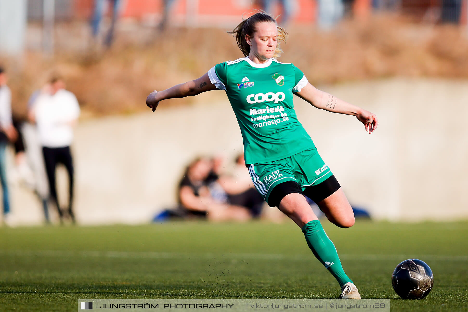 Ulricehamns IFK-Våmbs IF 6-2,dam,Lassalyckans IP,Ulricehamn,Sverige,Fotboll,,2022,282219