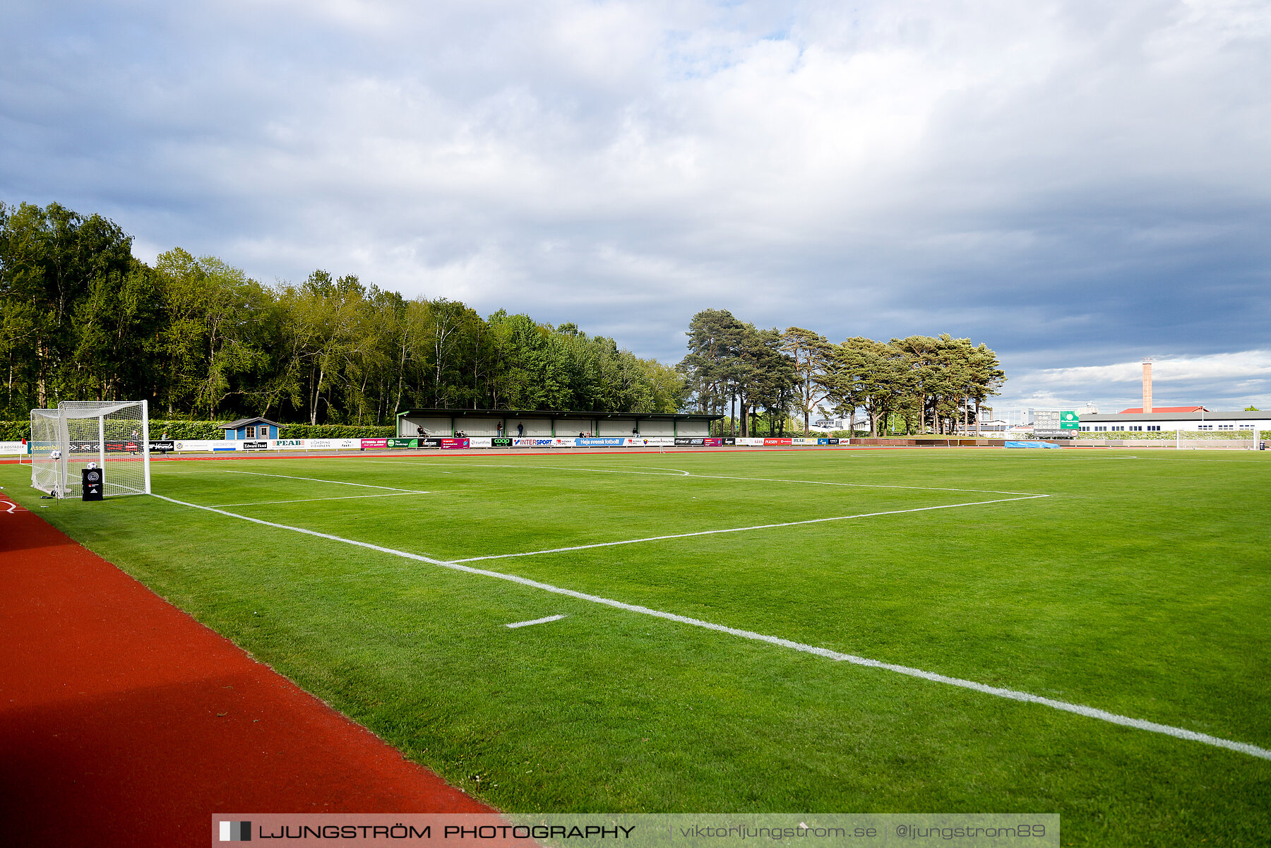 Lidköpings FK-Alingsås FC United 0-2,dam,Framnäs IP,Lidköping,Sverige,Fotboll,,2022,285103