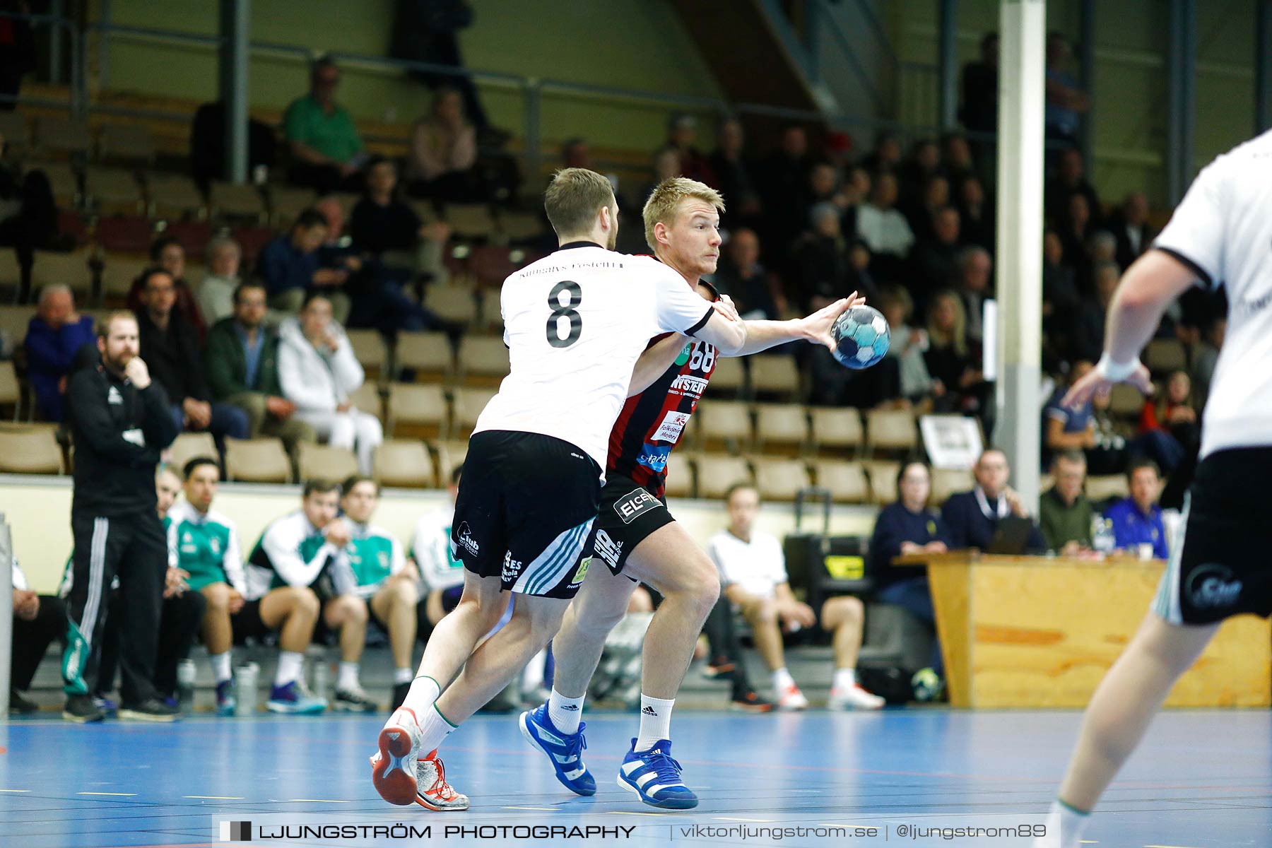 HK Country-Kungälvs HK 24-32,herr,Skövde Idrottshall,Skövde,Sverige,Handboll,,2018,199014