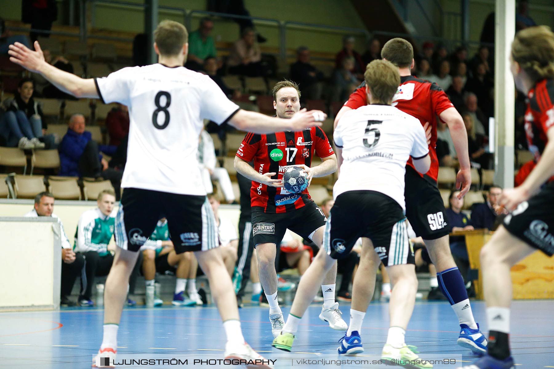 HK Country-Kungälvs HK 24-32,herr,Skövde Idrottshall,Skövde,Sverige,Handboll,,2018,199079