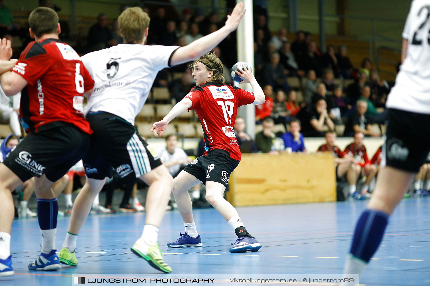 HK Country-Kungälvs HK 24-32,herr,Skövde Idrottshall,Skövde,Sverige,Handboll,,2018,199081