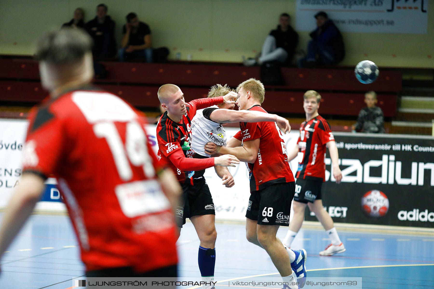 HK Country-Kungälvs HK 24-32,herr,Skövde Idrottshall,Skövde,Sverige,Handboll,,2018,199098