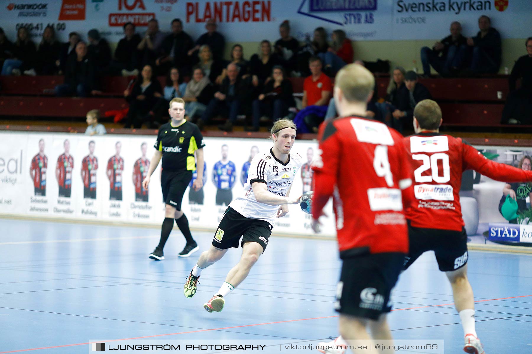 HK Country-Kungälvs HK 24-32,herr,Skövde Idrottshall,Skövde,Sverige,Handboll,,2018,199111