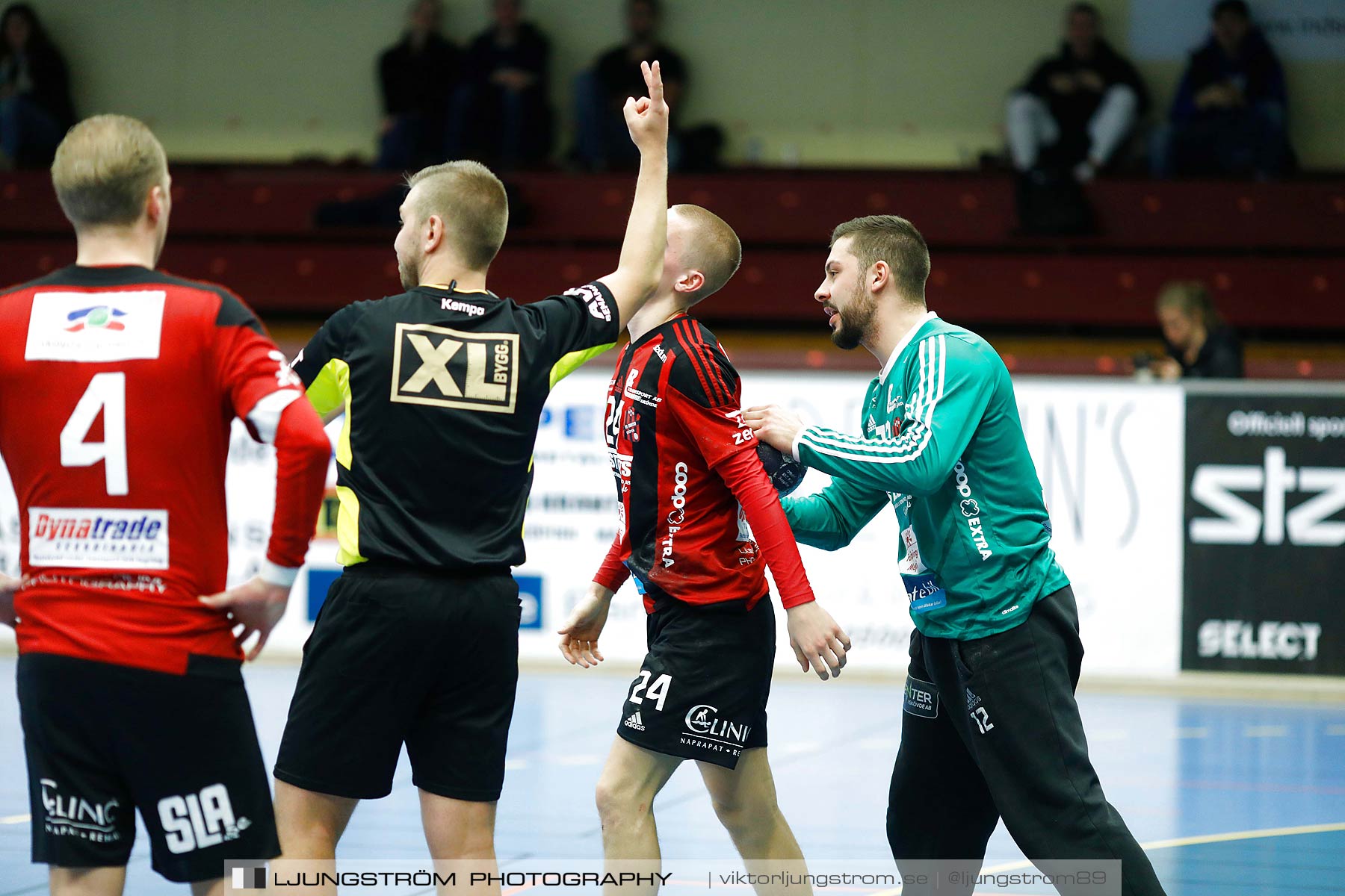 HK Country-Kungälvs HK 24-32,herr,Skövde Idrottshall,Skövde,Sverige,Handboll,,2018,199118