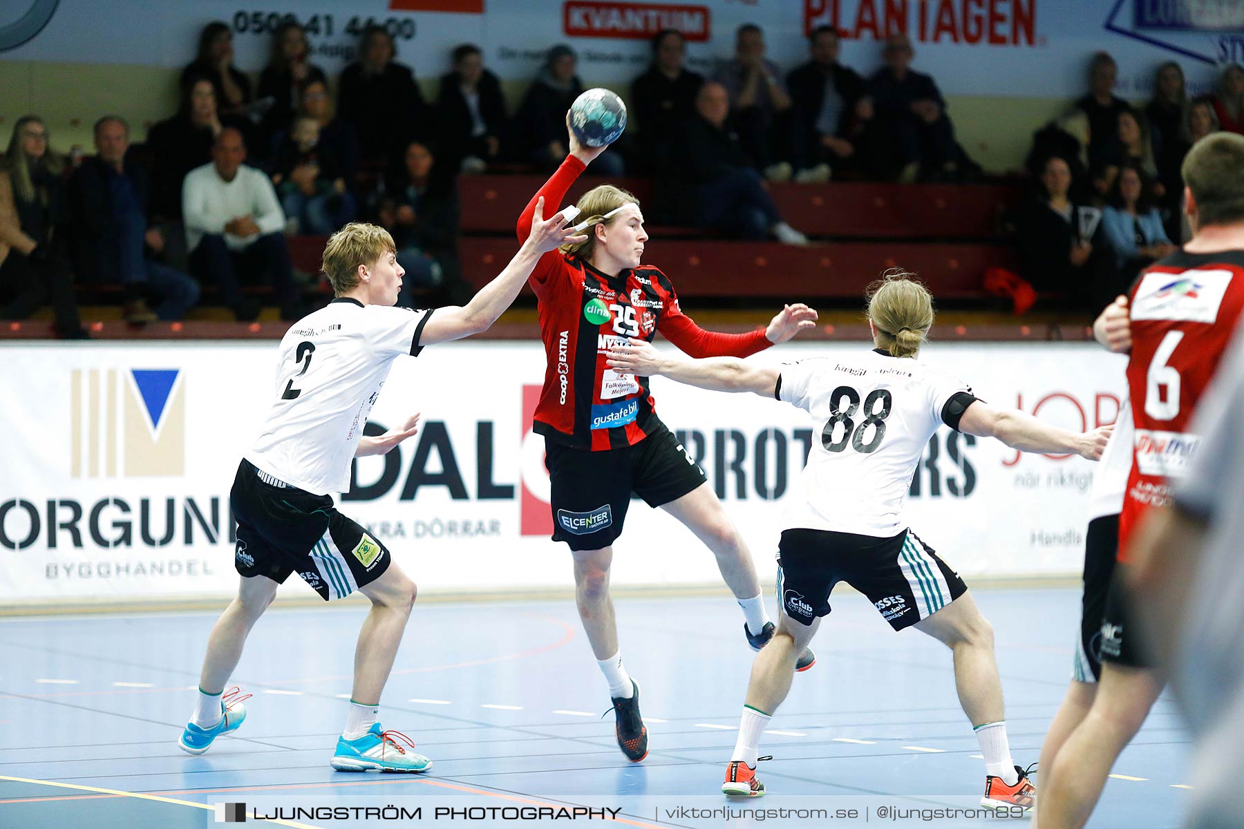 HK Country-Kungälvs HK 24-32,herr,Skövde Idrottshall,Skövde,Sverige,Handboll,,2018,199153