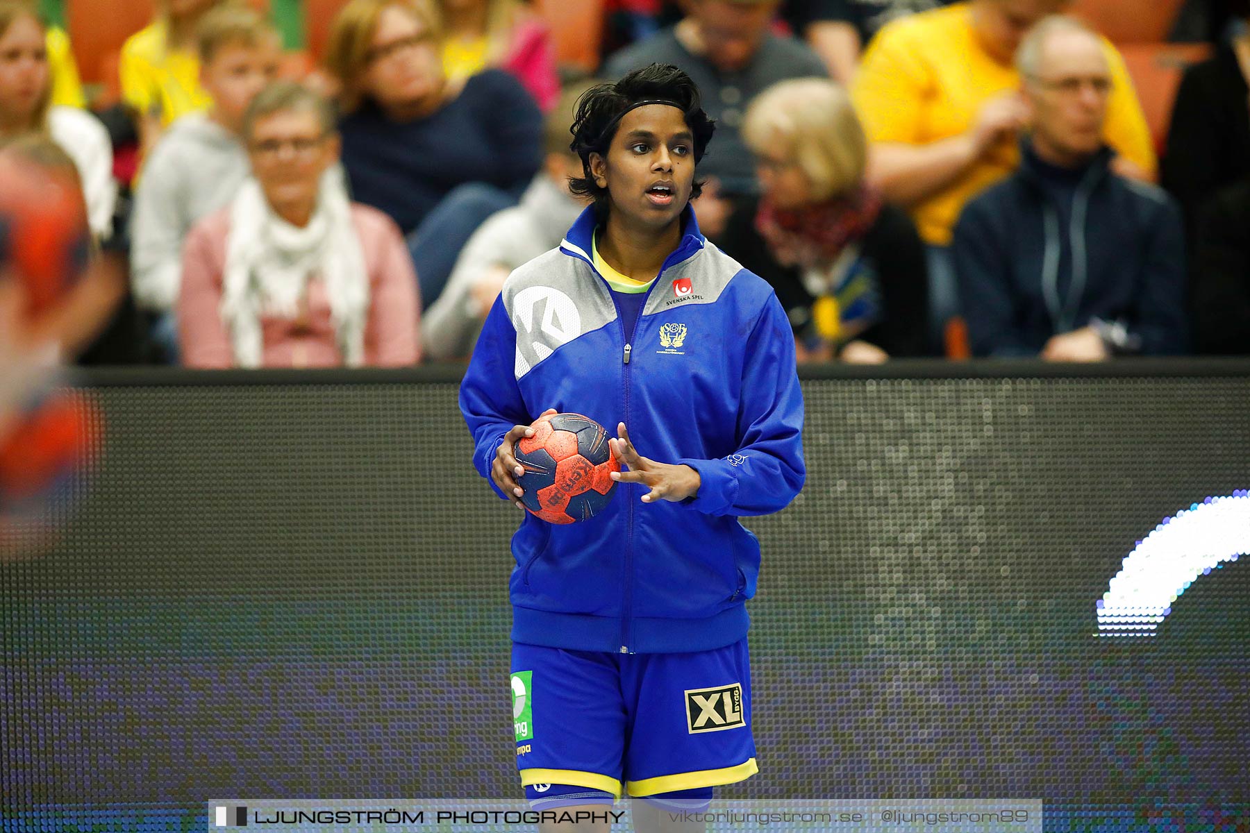 EM-Kval Sverige-Serbien 31-30,dam,Arena Skövde,Skövde,Sverige,Handboll,,2018,199471