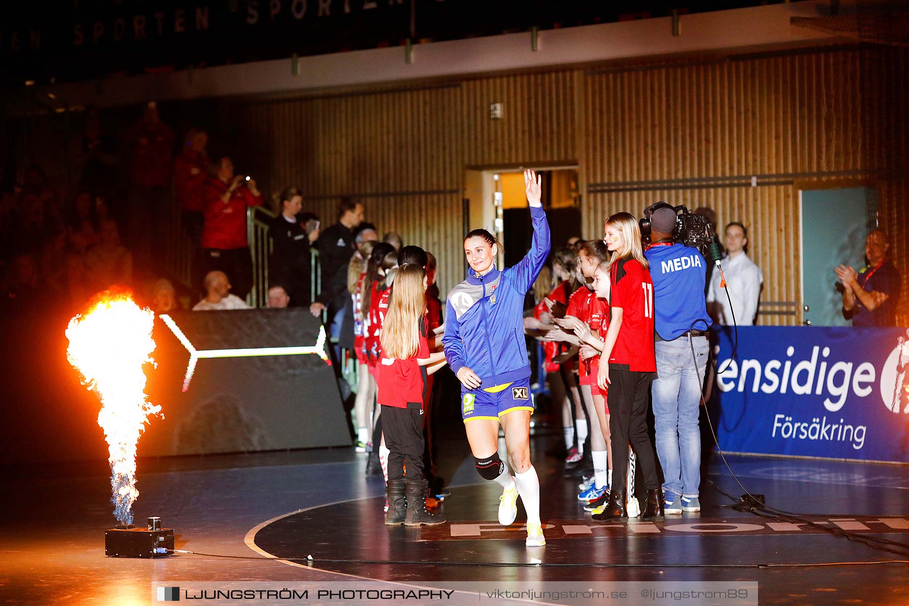 EM-Kval Sverige-Serbien 31-30,dam,Arena Skövde,Skövde,Sverige,Handboll,,2018,199549