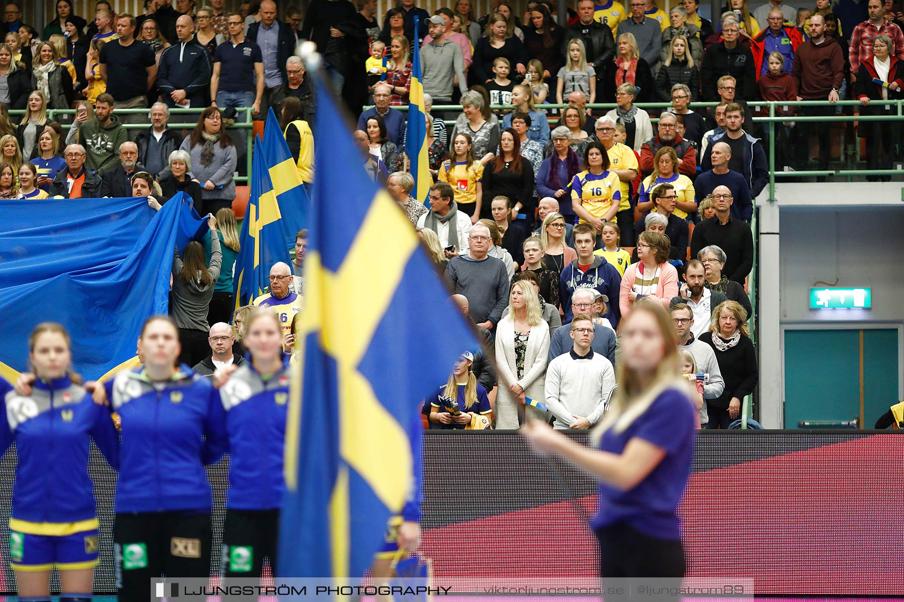 EM-Kval Sverige-Serbien 31-30,dam,Arena Skövde,Skövde,Sverige,Handboll,,2018,199592