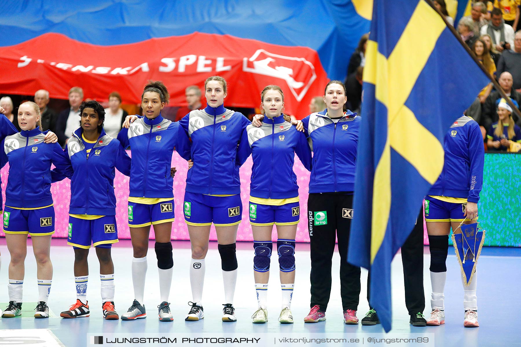 EM-Kval Sverige-Serbien 31-30,dam,Arena Skövde,Skövde,Sverige,Handboll,,2018,199602