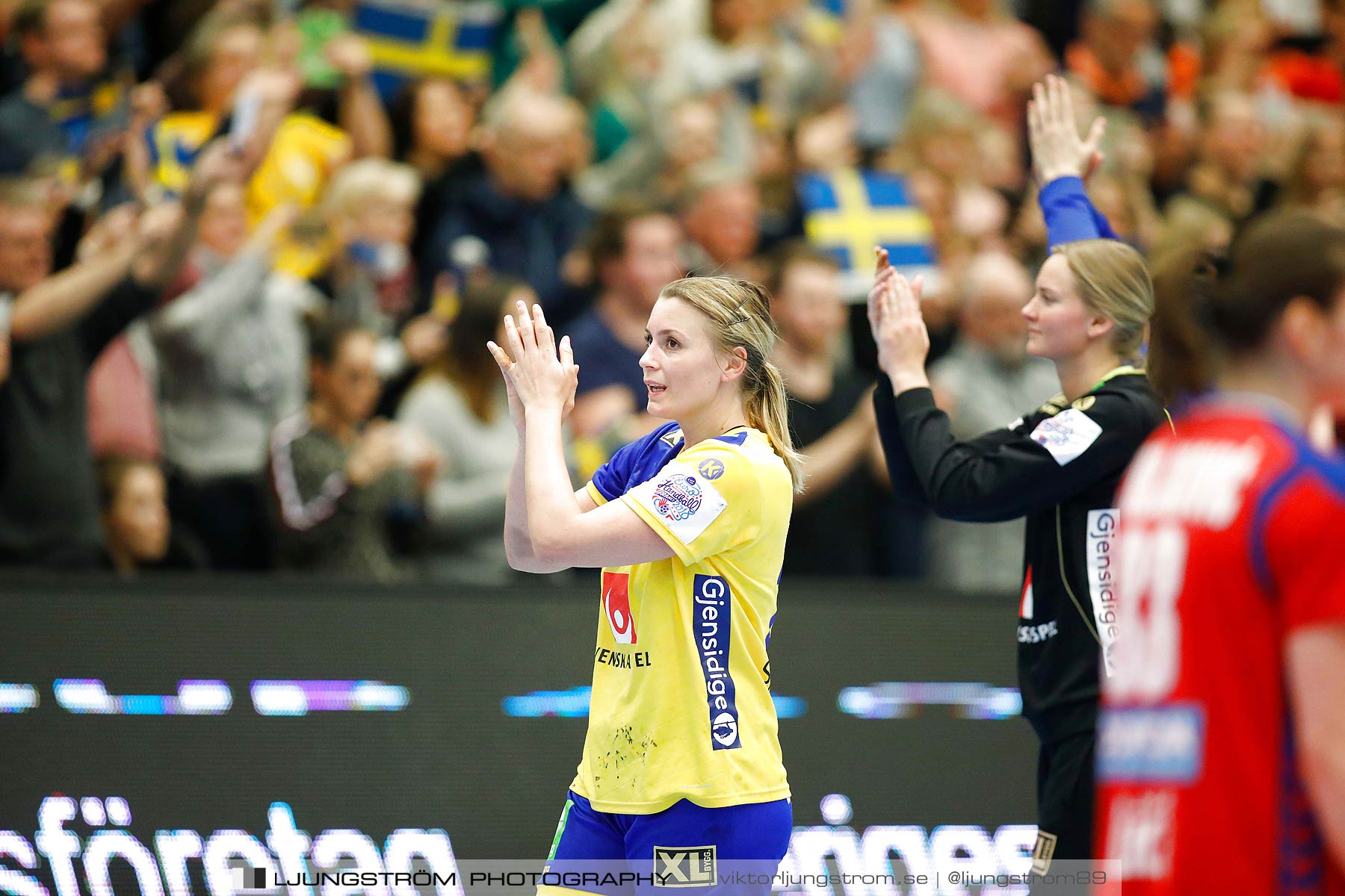 EM-Kval Sverige-Serbien 31-30,dam,Arena Skövde,Skövde,Sverige,Handboll,,2018,199733