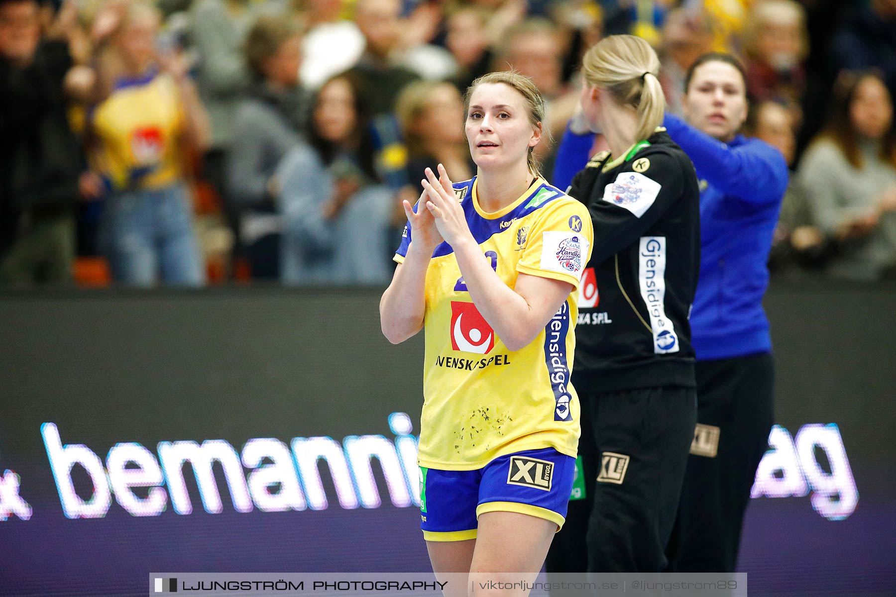 EM-Kval Sverige-Serbien 31-30,dam,Arena Skövde,Skövde,Sverige,Handboll,,2018,199735