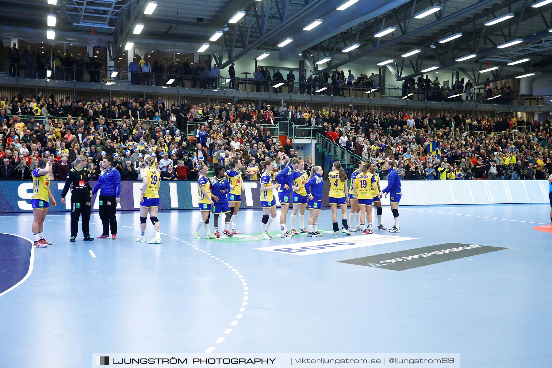 EM-Kval Sverige-Serbien 31-30,dam,Arena Skövde,Skövde,Sverige,Handboll,,2018,199741