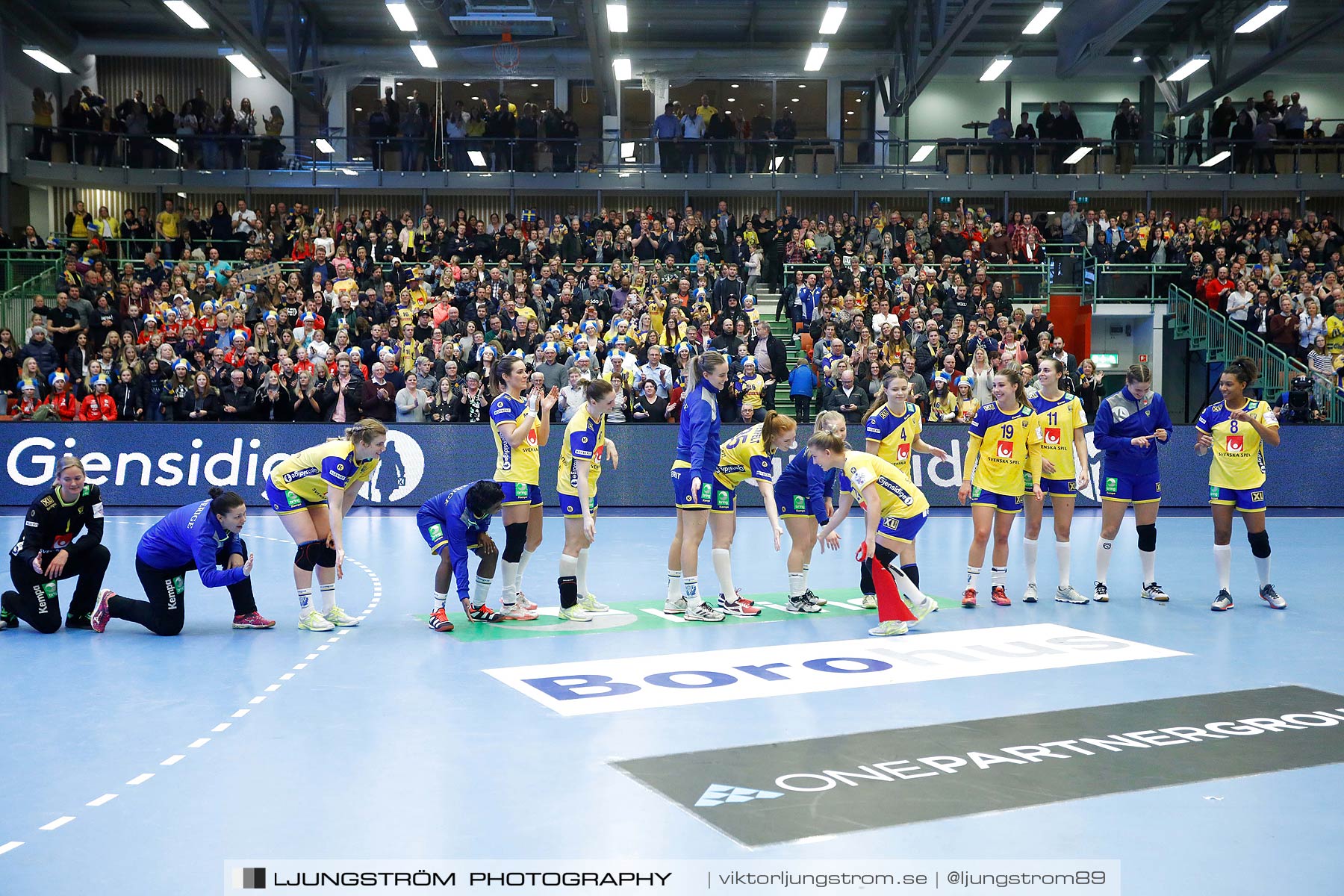 EM-Kval Sverige-Serbien 31-30,dam,Arena Skövde,Skövde,Sverige,Handboll,,2018,199744