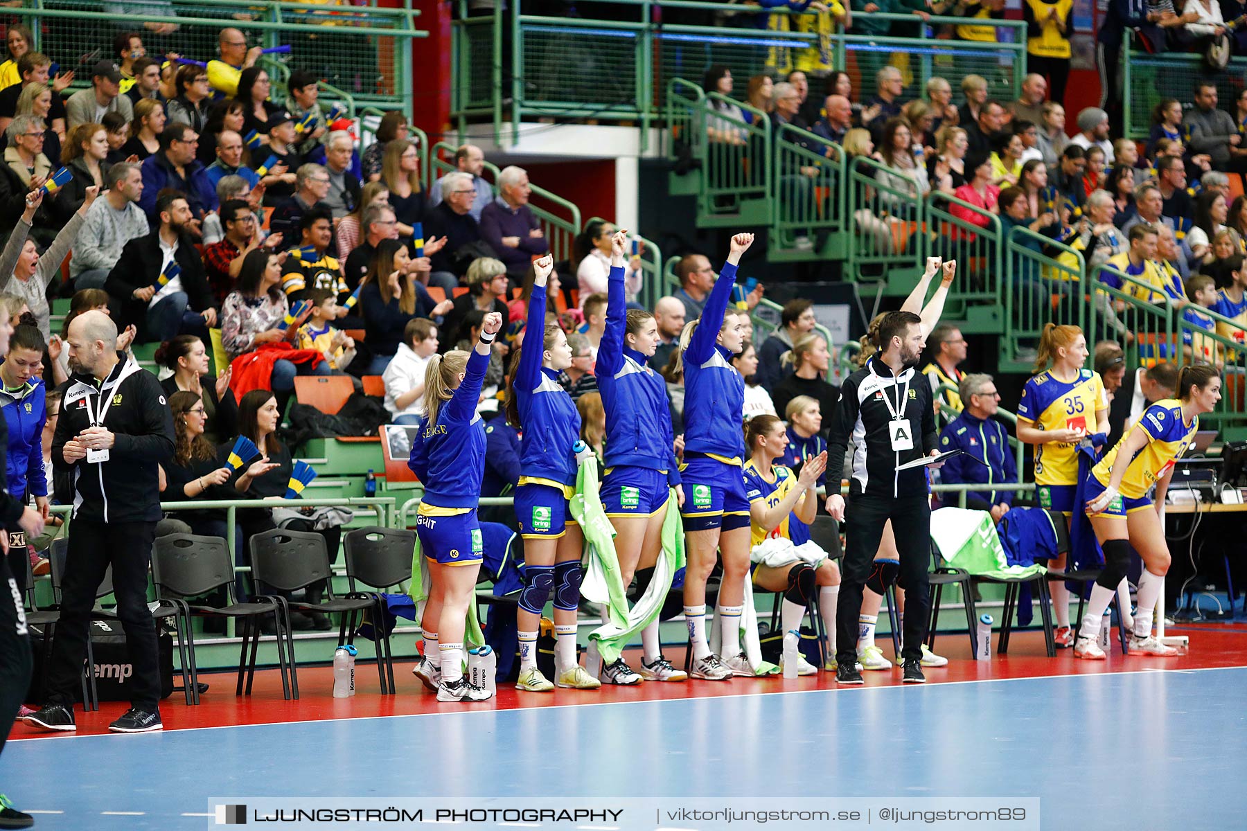 EM-Kval Sverige-Serbien 31-30,dam,Arena Skövde,Skövde,Sverige,Handboll,,2018,199834