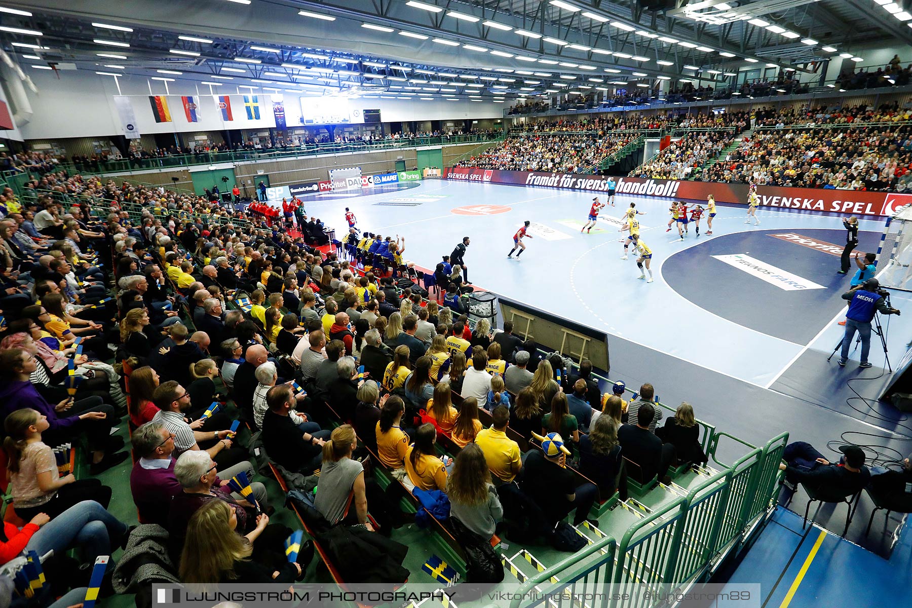 EM-Kval Sverige-Serbien 31-30,dam,Arena Skövde,Skövde,Sverige,Handboll,,2018,199899