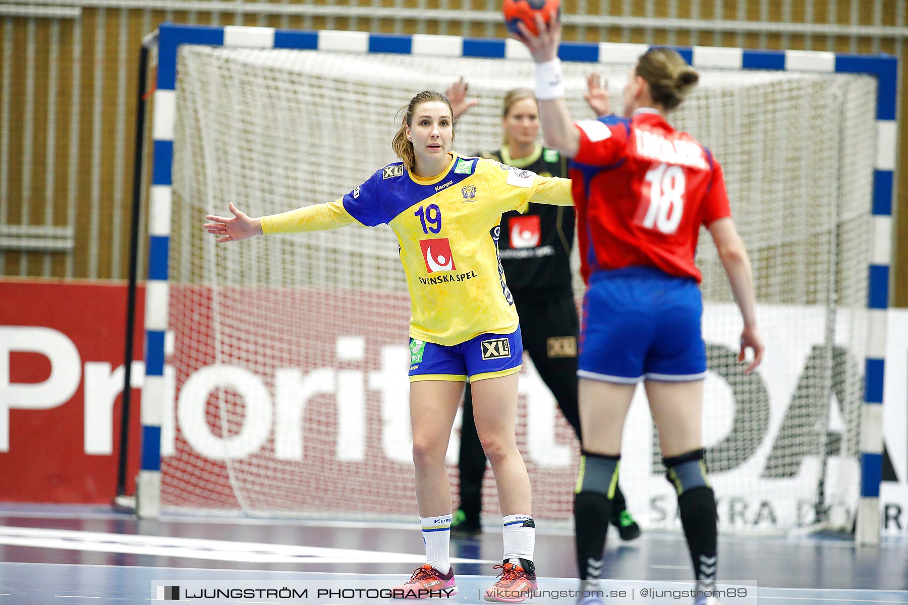 EM-Kval Sverige-Serbien 31-30,dam,Arena Skövde,Skövde,Sverige,Handboll,,2018,199933