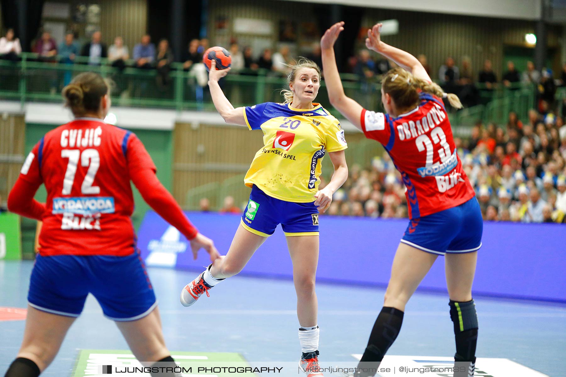 EM-Kval Sverige-Serbien 31-30,dam,Arena Skövde,Skövde,Sverige,Handboll,,2018,199955