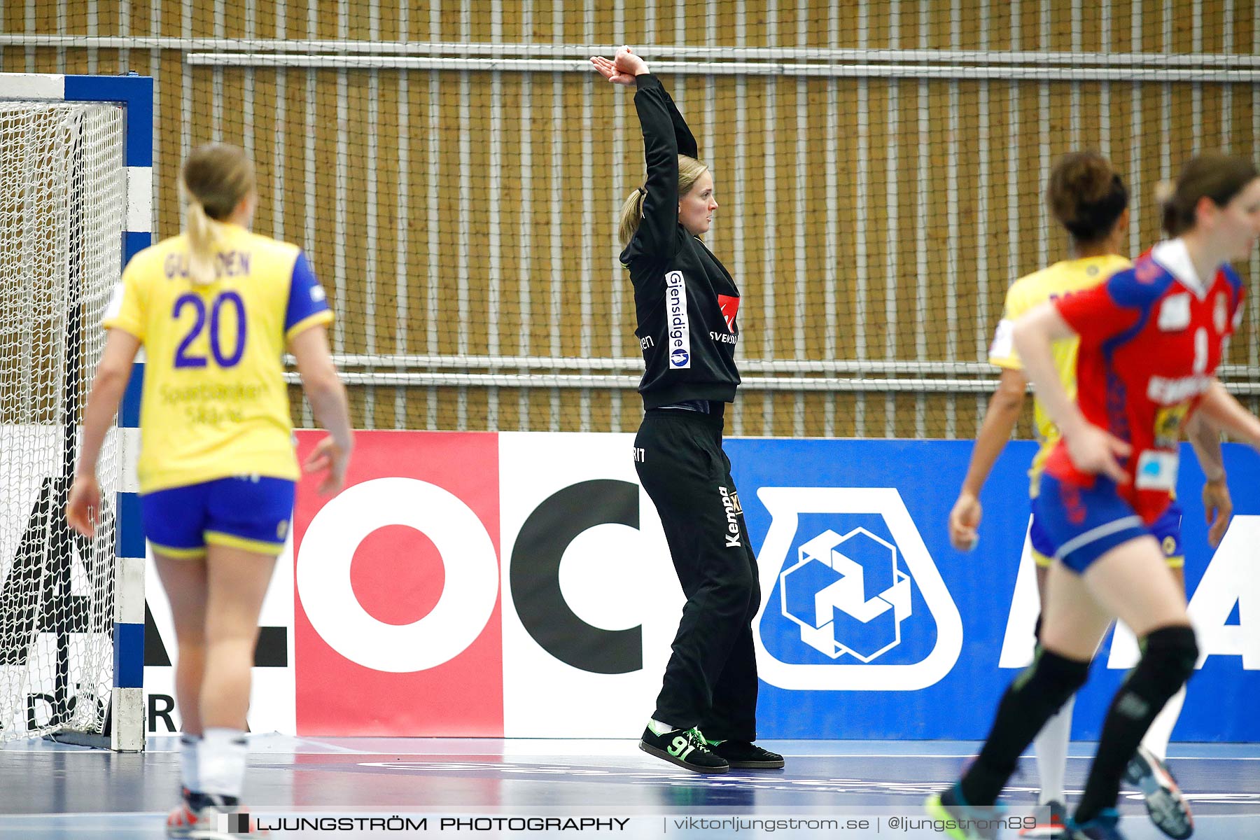 EM-Kval Sverige-Serbien 31-30,dam,Arena Skövde,Skövde,Sverige,Handboll,,2018,199990