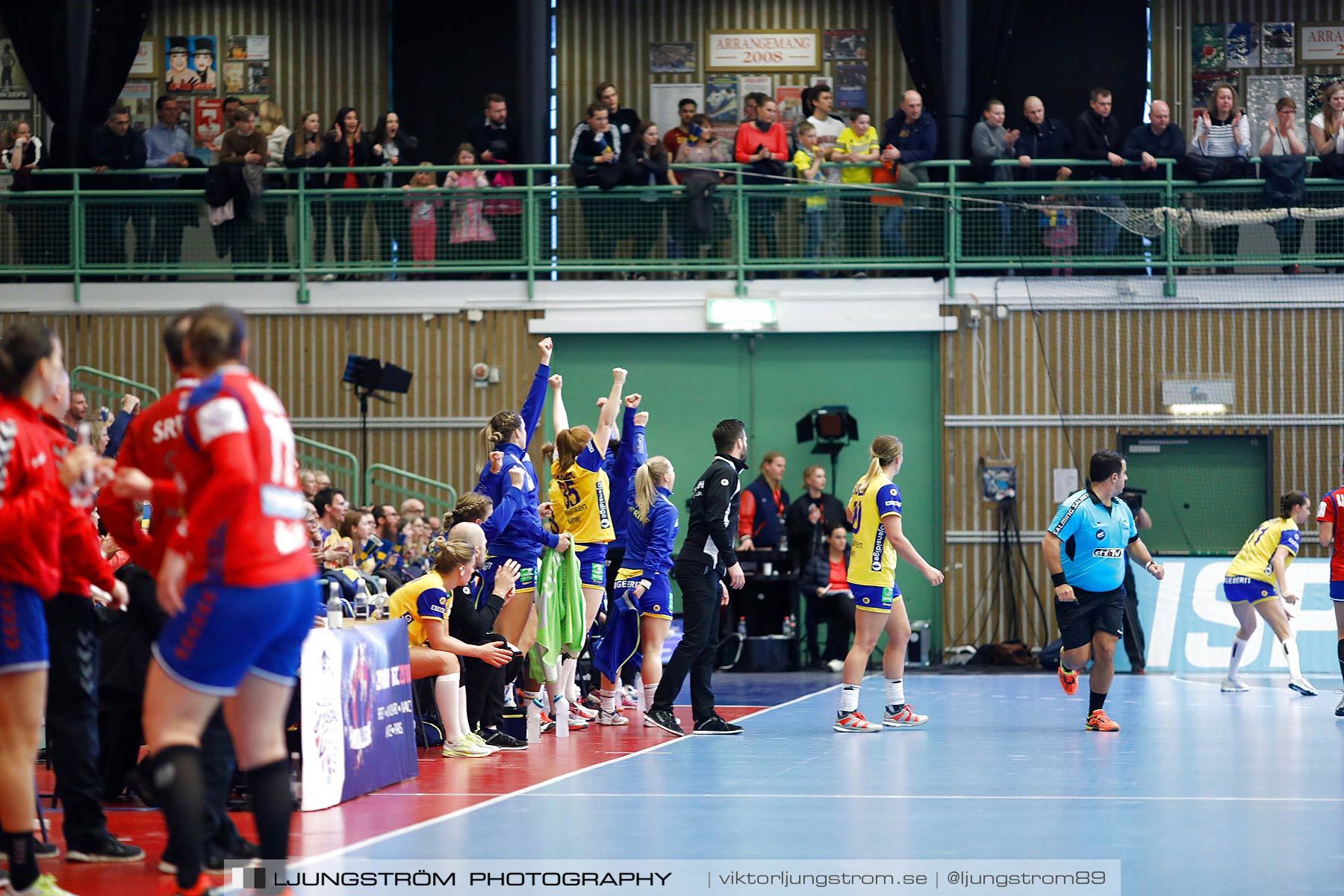 EM-Kval Sverige-Serbien 31-30,dam,Arena Skövde,Skövde,Sverige,Handboll,,2018,199997