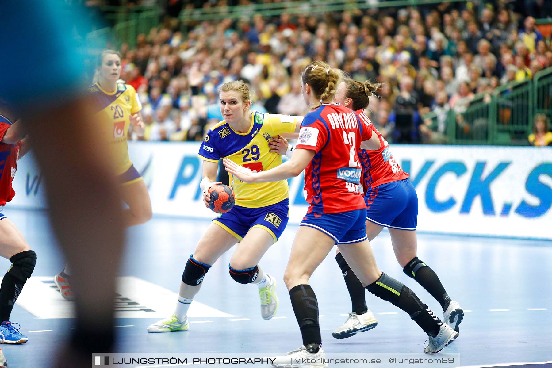 EM-Kval Sverige-Serbien 31-30,dam,Arena Skövde,Skövde,Sverige,Handboll,,2018,200007