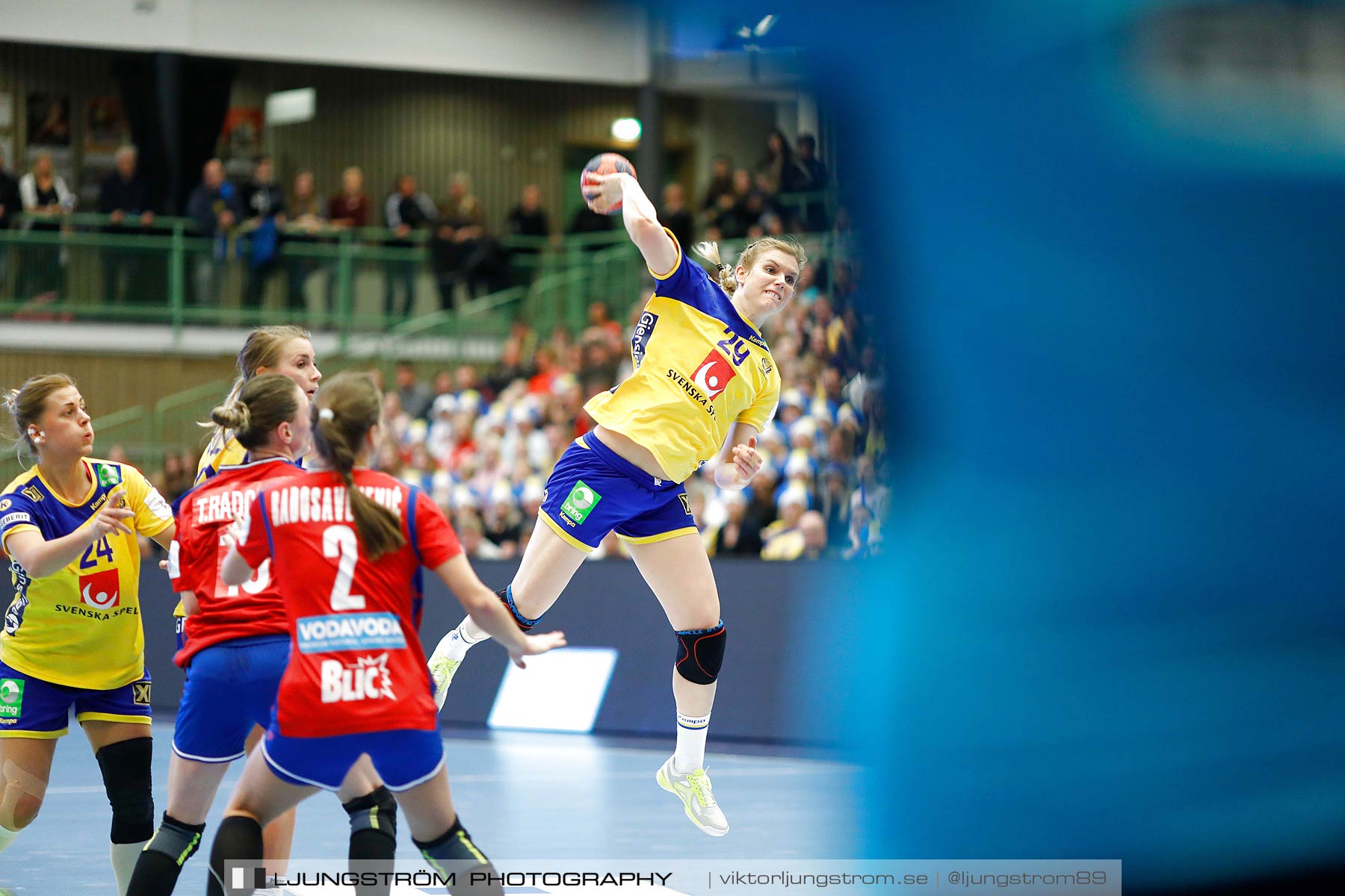 EM-Kval Sverige-Serbien 31-30,dam,Arena Skövde,Skövde,Sverige,Handboll,,2018,200010