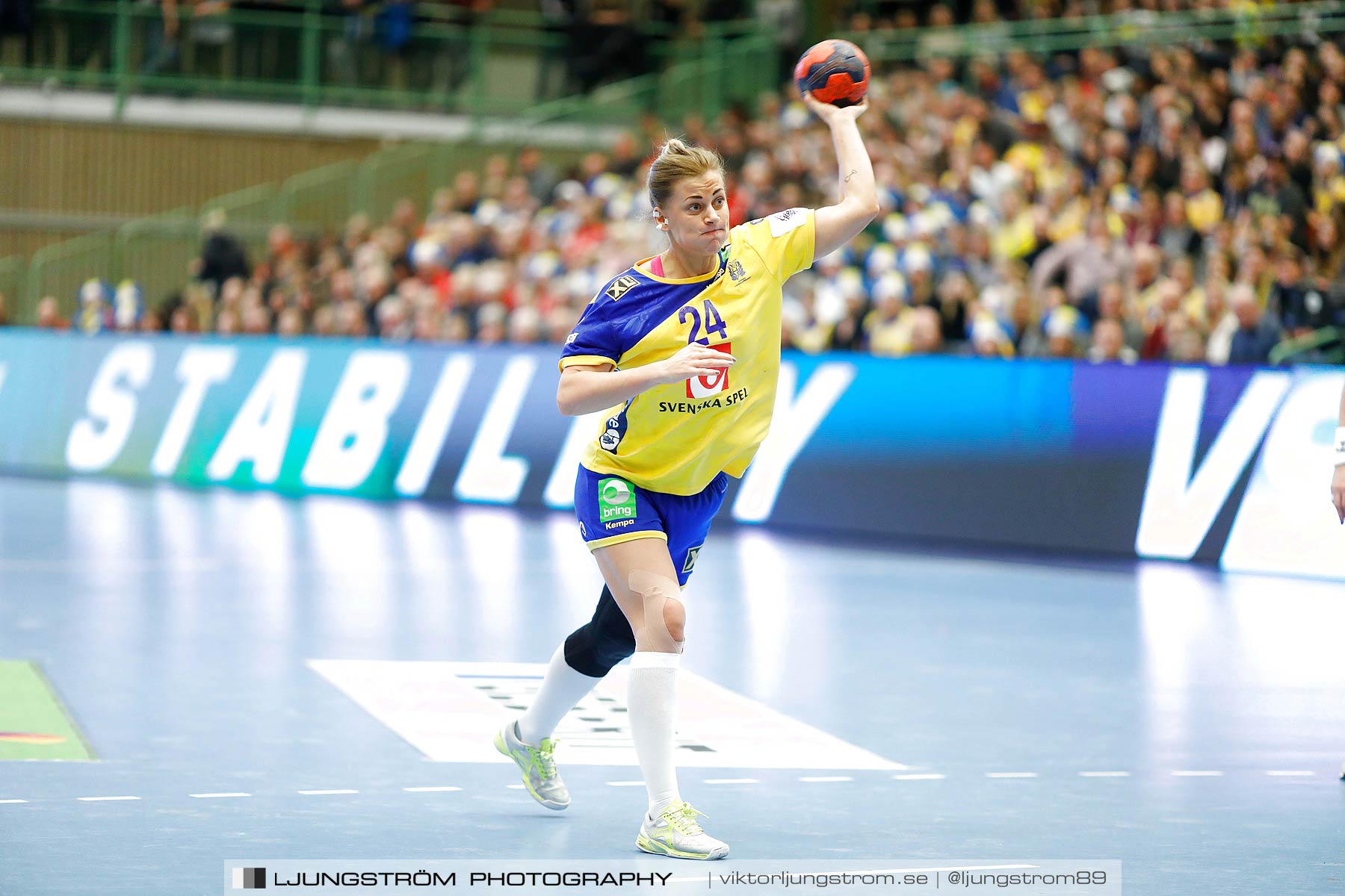 EM-Kval Sverige-Serbien 31-30,dam,Arena Skövde,Skövde,Sverige,Handboll,,2018,200020