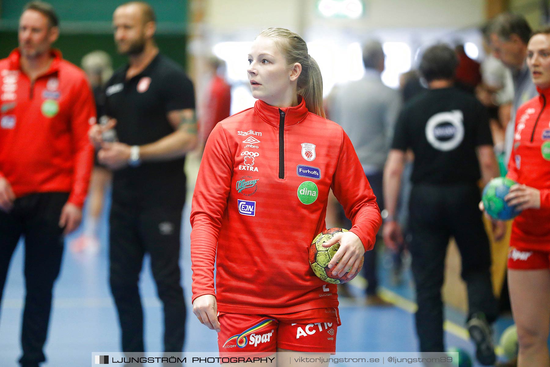 Skövde HF-Eskilstuna Guif 32-24,dam,Skövde Idrottshall,Skövde,Sverige,Handboll,,2018,200068