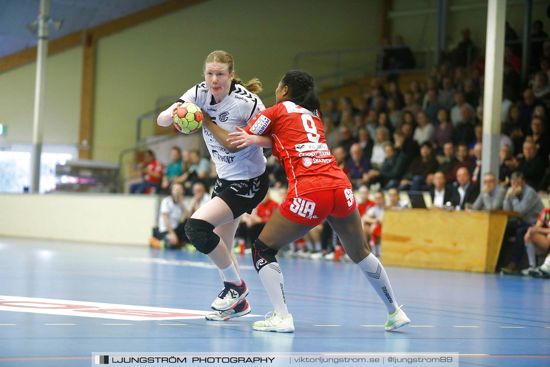 Skövde HF-Eskilstuna Guif 32-24,dam,Skövde Idrottshall,Skövde,Sverige,Handboll,,2018,200168