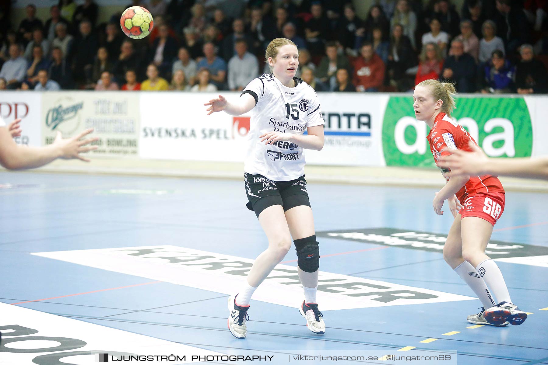 Skövde HF-Eskilstuna Guif 32-24,dam,Skövde Idrottshall,Skövde,Sverige,Handboll,,2018,200261