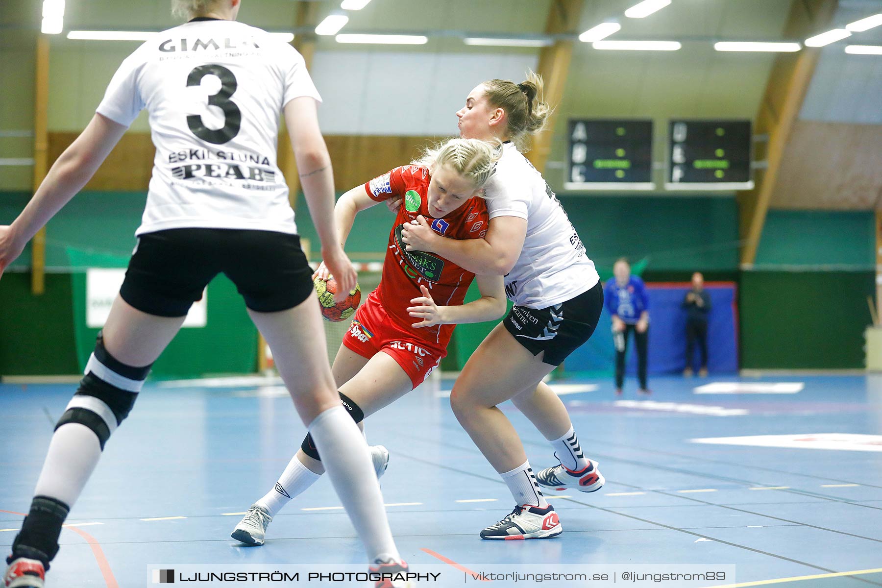 Skövde HF-Eskilstuna Guif 32-24,dam,Skövde Idrottshall,Skövde,Sverige,Handboll,,2018,200323