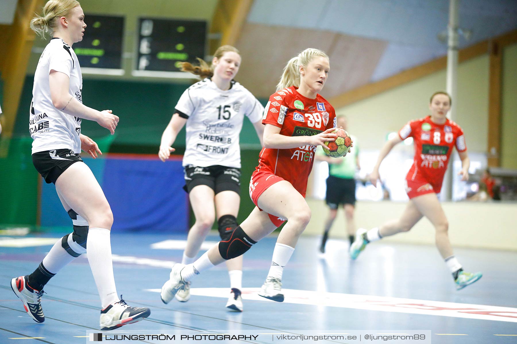 Skövde HF-Eskilstuna Guif 32-24,dam,Skövde Idrottshall,Skövde,Sverige,Handboll,,2018,200335