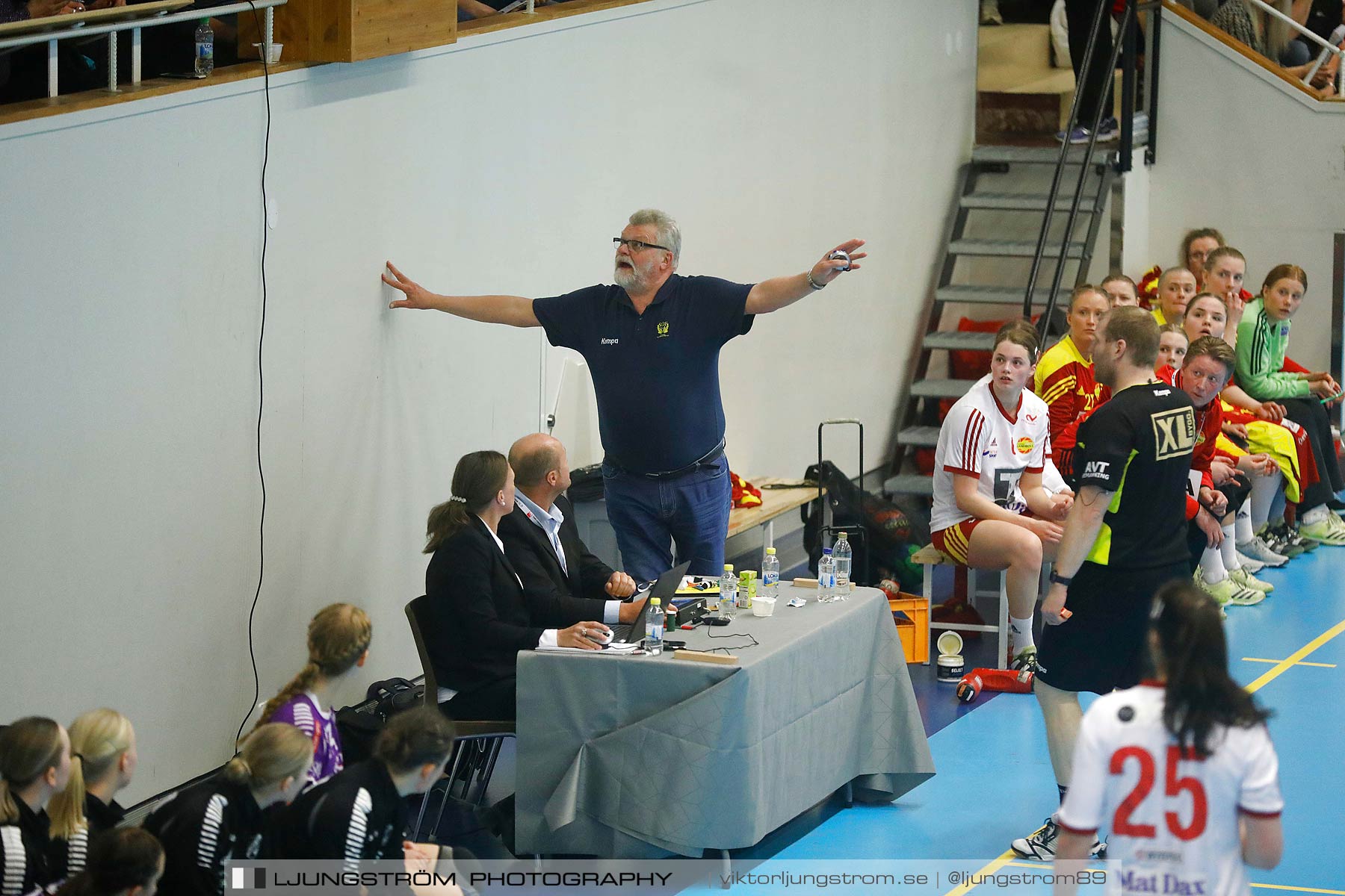 Skara HF-Tyresö Handboll 17-15,dam,Skara Idrottshall,Skara,Sverige,Handboll,,2018,200409