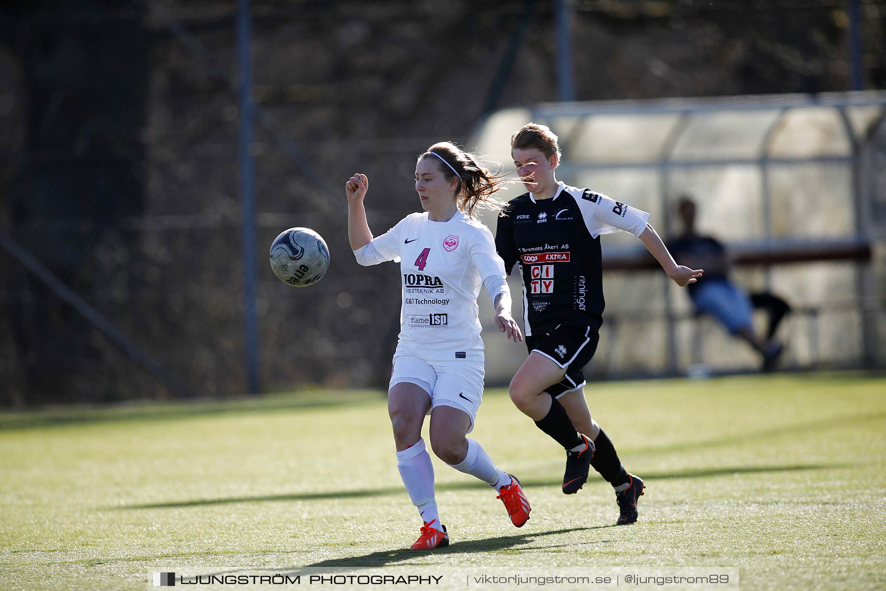 Skövde KIK-Göteborgs DFF 0-0,dam,Södermalms IP,Skövde,Sverige,Fotboll,,2018,201778