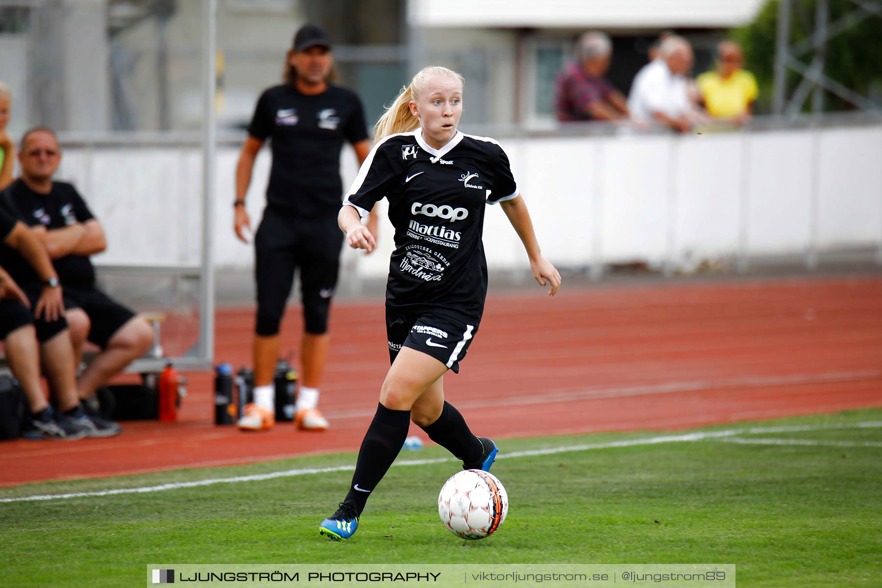 Skövde KIK-IK Gauthiod 2-1,dam,Södermalms IP,Skövde,Sverige,Fotboll,,2018,202810