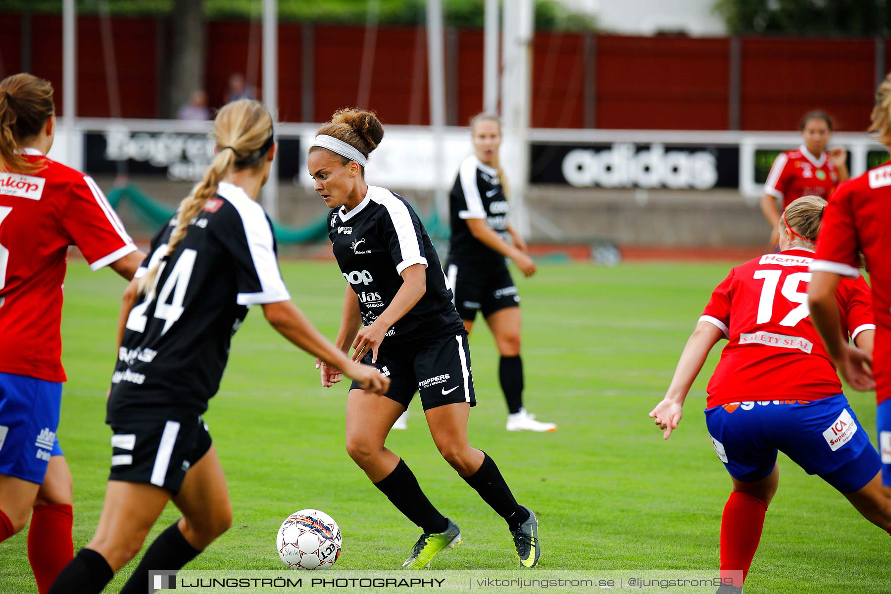 Skövde KIK-IK Gauthiod 2-1,dam,Södermalms IP,Skövde,Sverige,Fotboll,,2018,202811