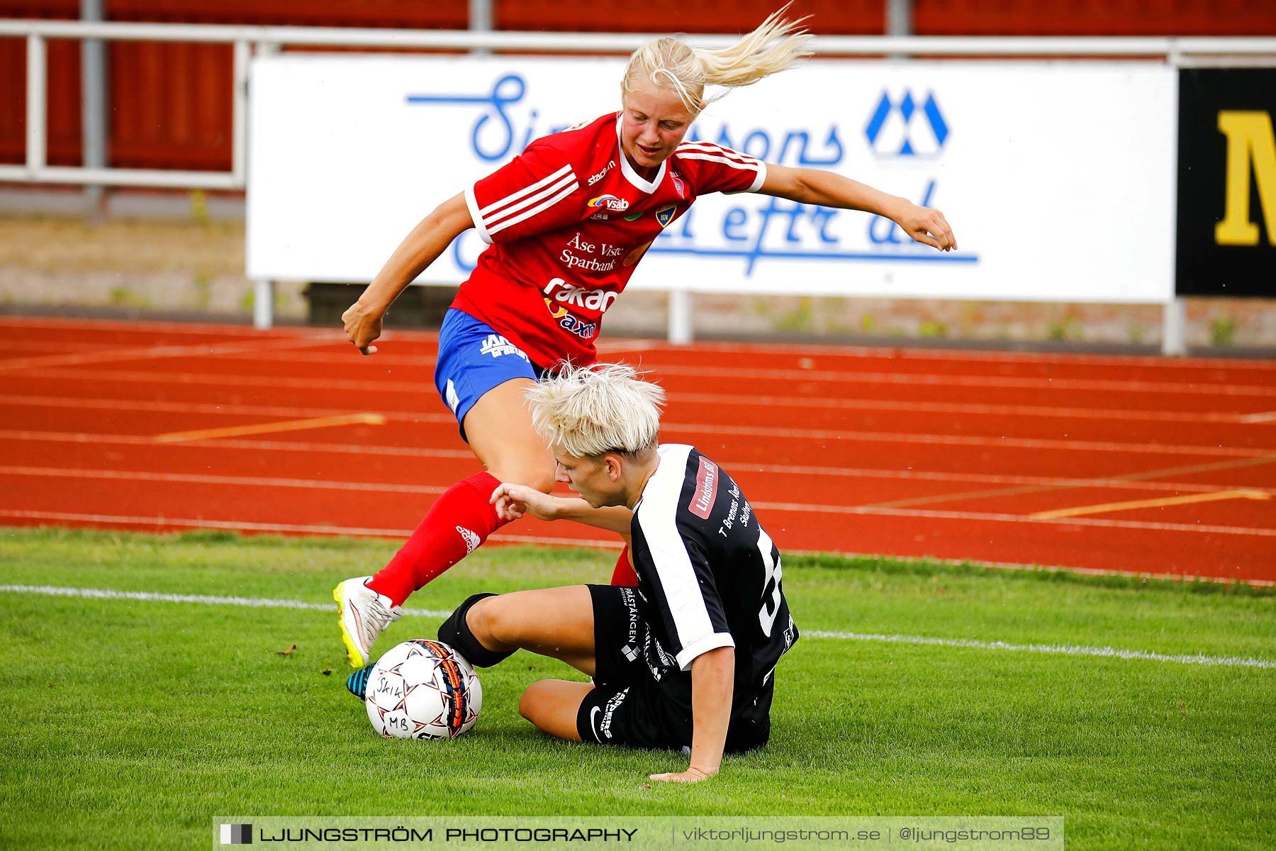 Skövde KIK-IK Gauthiod 2-1,dam,Södermalms IP,Skövde,Sverige,Fotboll,,2018,202824