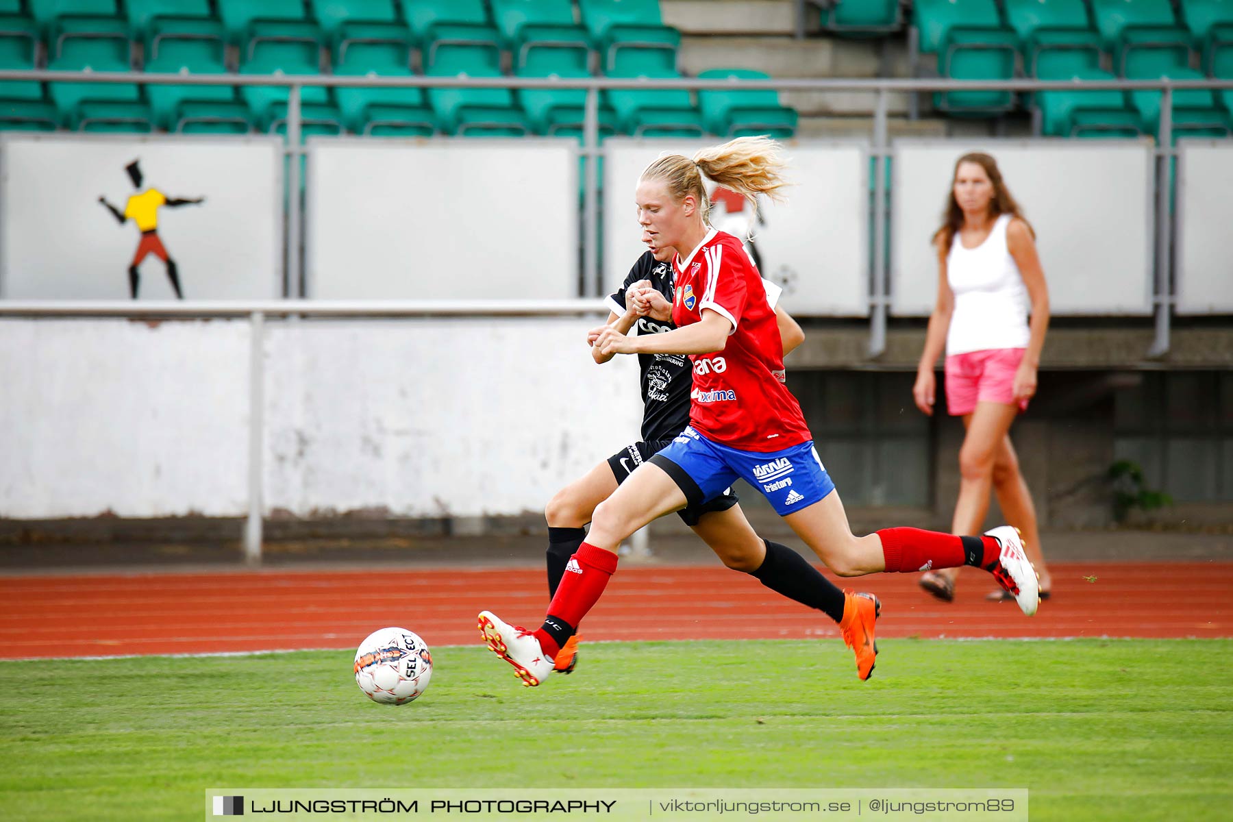 Skövde KIK-IK Gauthiod 2-1,dam,Södermalms IP,Skövde,Sverige,Fotboll,,2018,202828