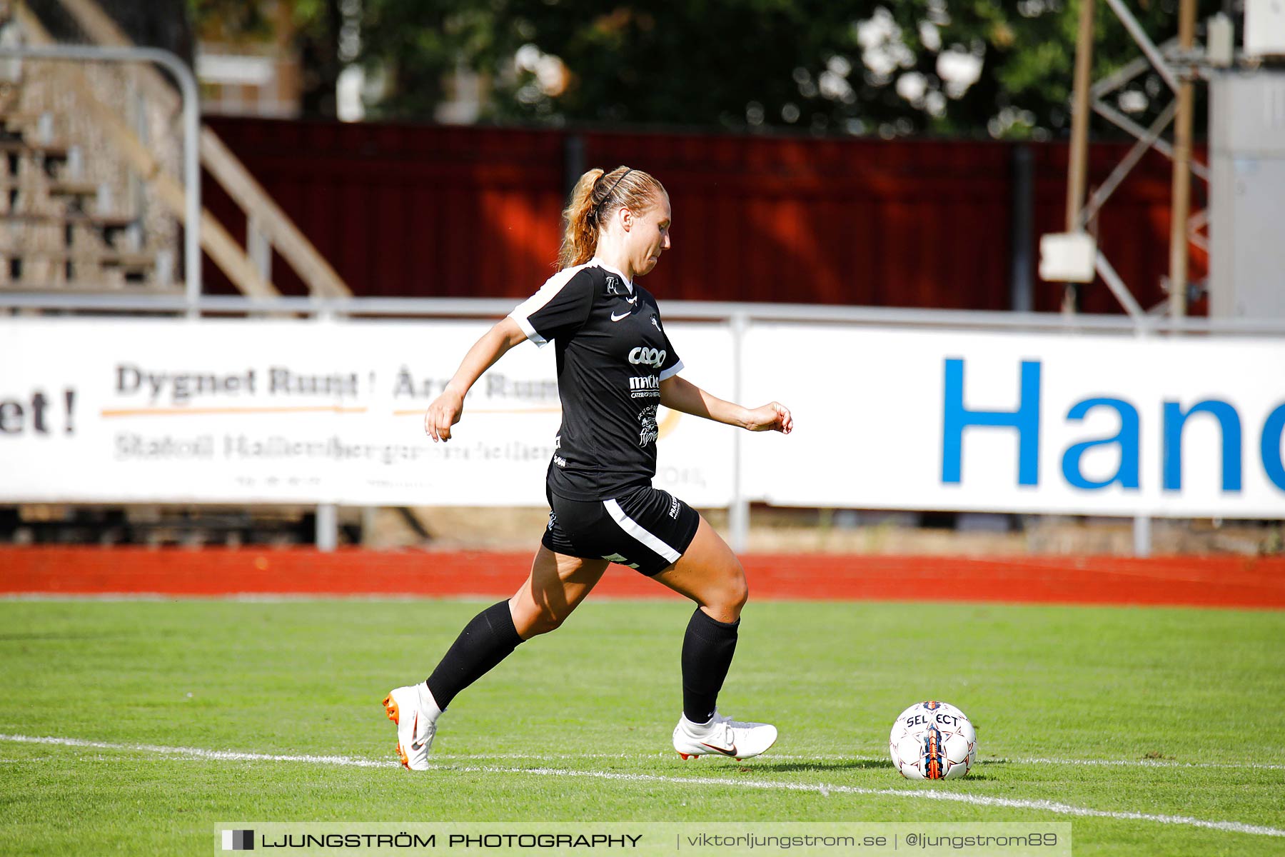 Skövde KIK-IK Gauthiod 2-1,dam,Södermalms IP,Skövde,Sverige,Fotboll,,2018,202910