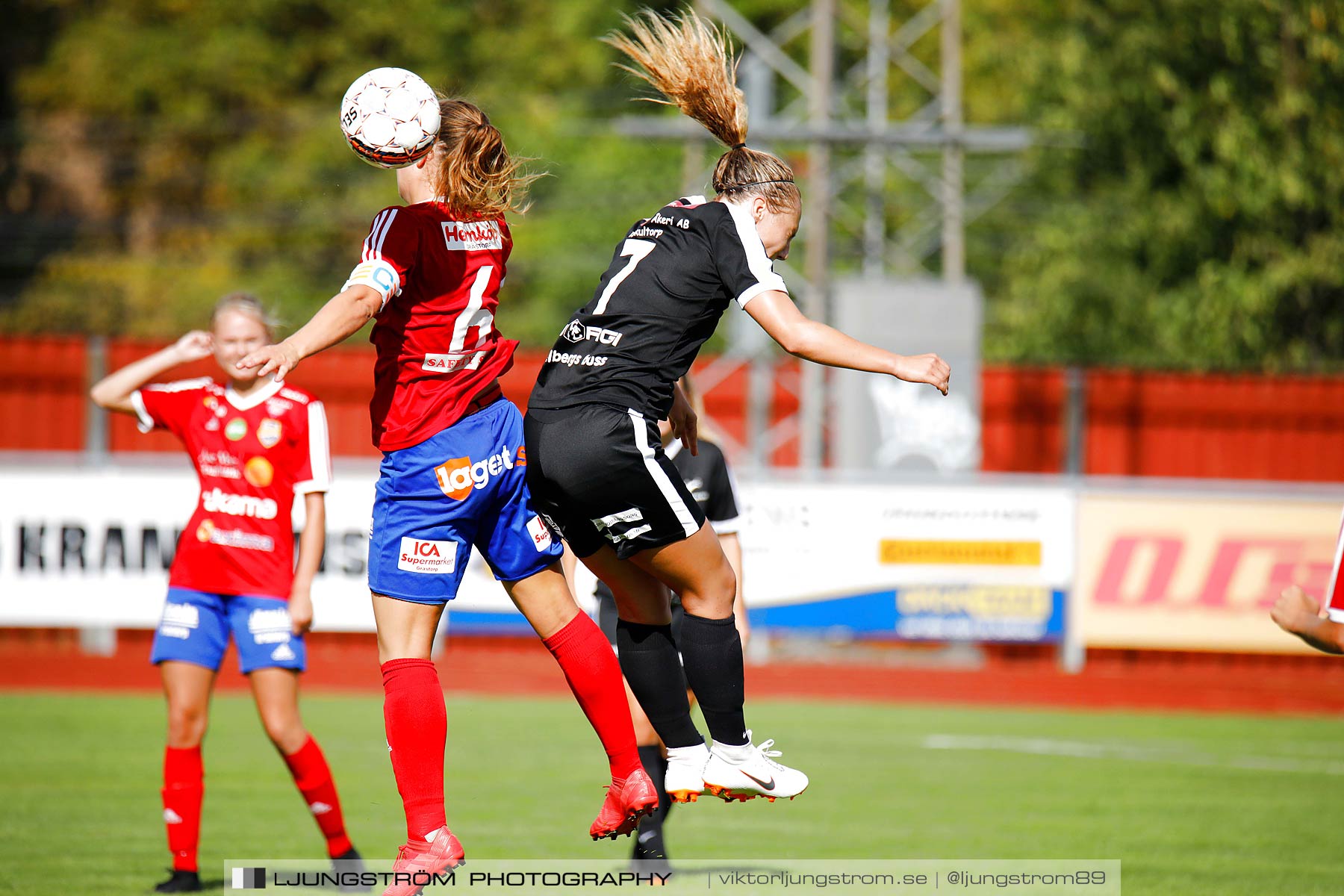 Skövde KIK-IK Gauthiod 2-1,dam,Södermalms IP,Skövde,Sverige,Fotboll,,2018,202915