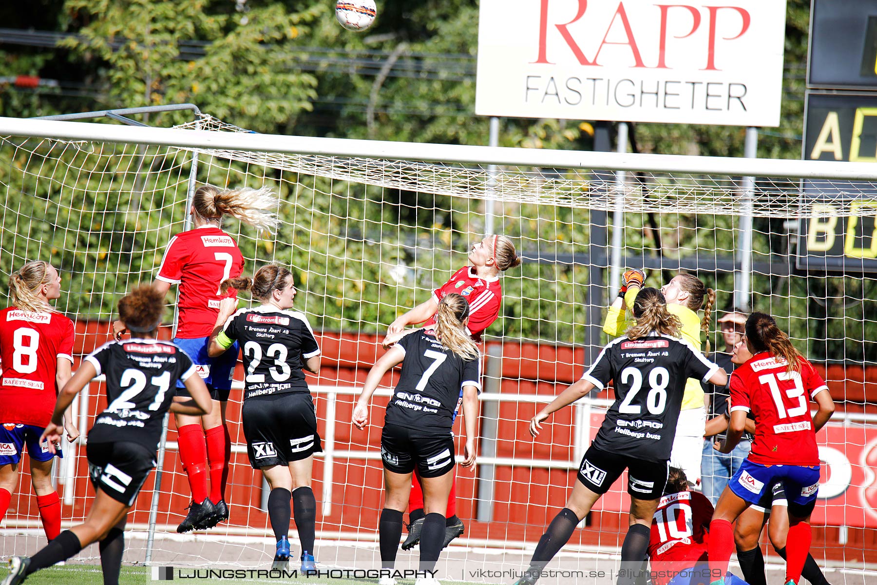 Skövde KIK-IK Gauthiod 2-1,dam,Södermalms IP,Skövde,Sverige,Fotboll,,2018,202927