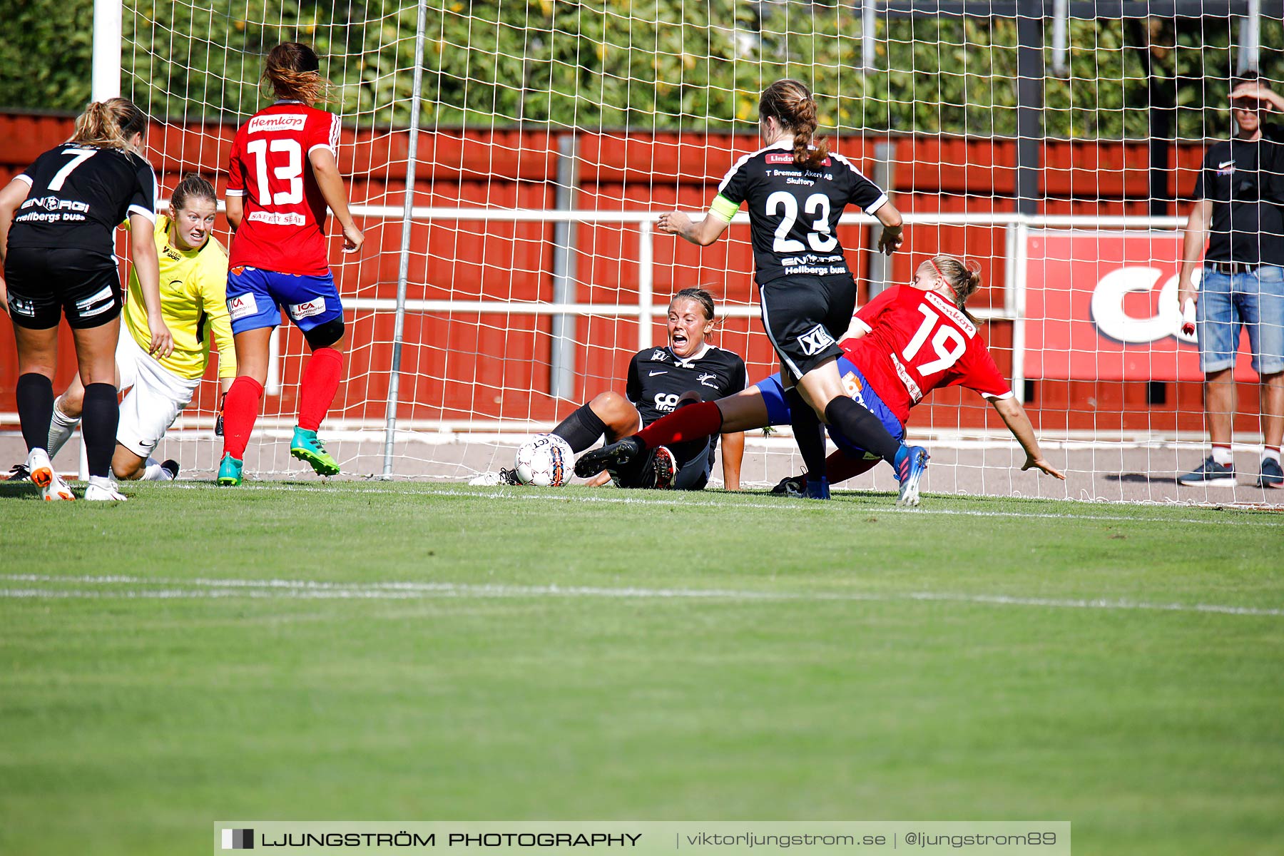 Skövde KIK-IK Gauthiod 2-1,dam,Södermalms IP,Skövde,Sverige,Fotboll,,2018,202930