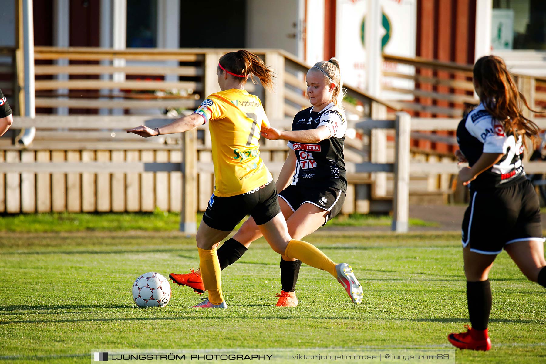 Skövde KIK/Våmb-Mariebo IK 2-2,dam,Lillegårdens IP,Skövde,Sverige,Fotboll,,2018,203931