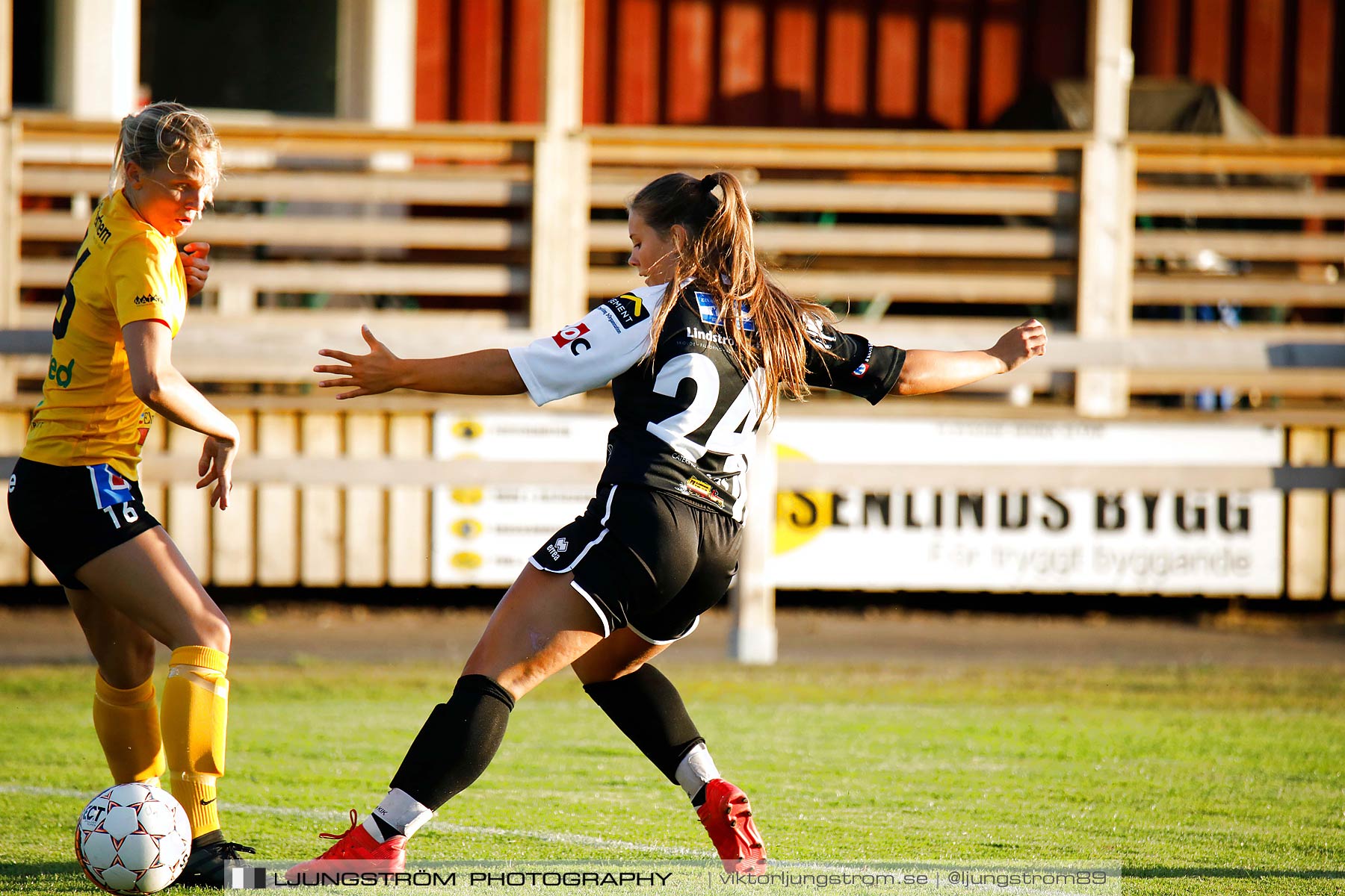 Skövde KIK/Våmb-Mariebo IK 2-2,dam,Lillegårdens IP,Skövde,Sverige,Fotboll,,2018,203954