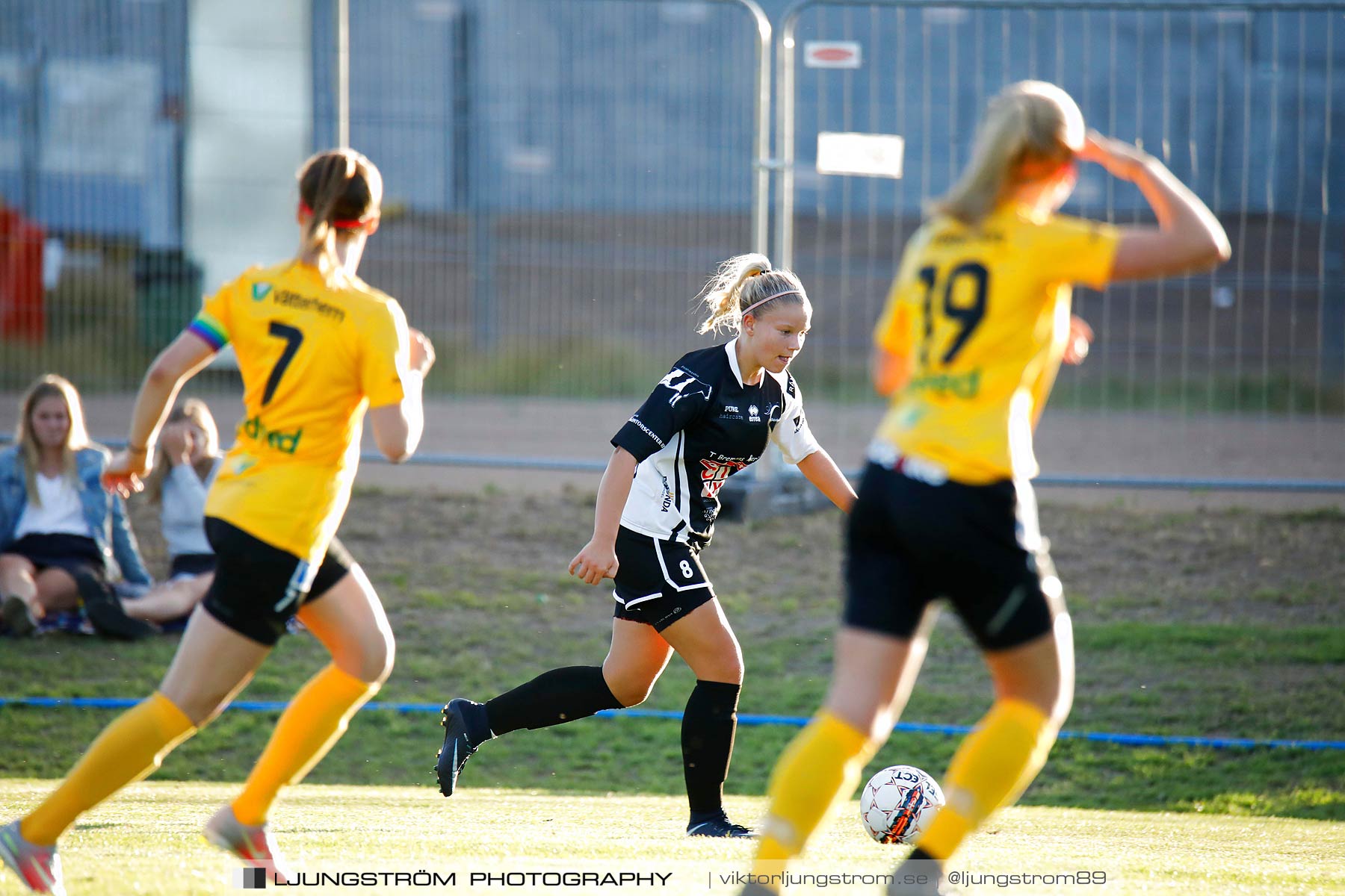 Skövde KIK/Våmb-Mariebo IK 2-2,dam,Lillegårdens IP,Skövde,Sverige,Fotboll,,2018,203962